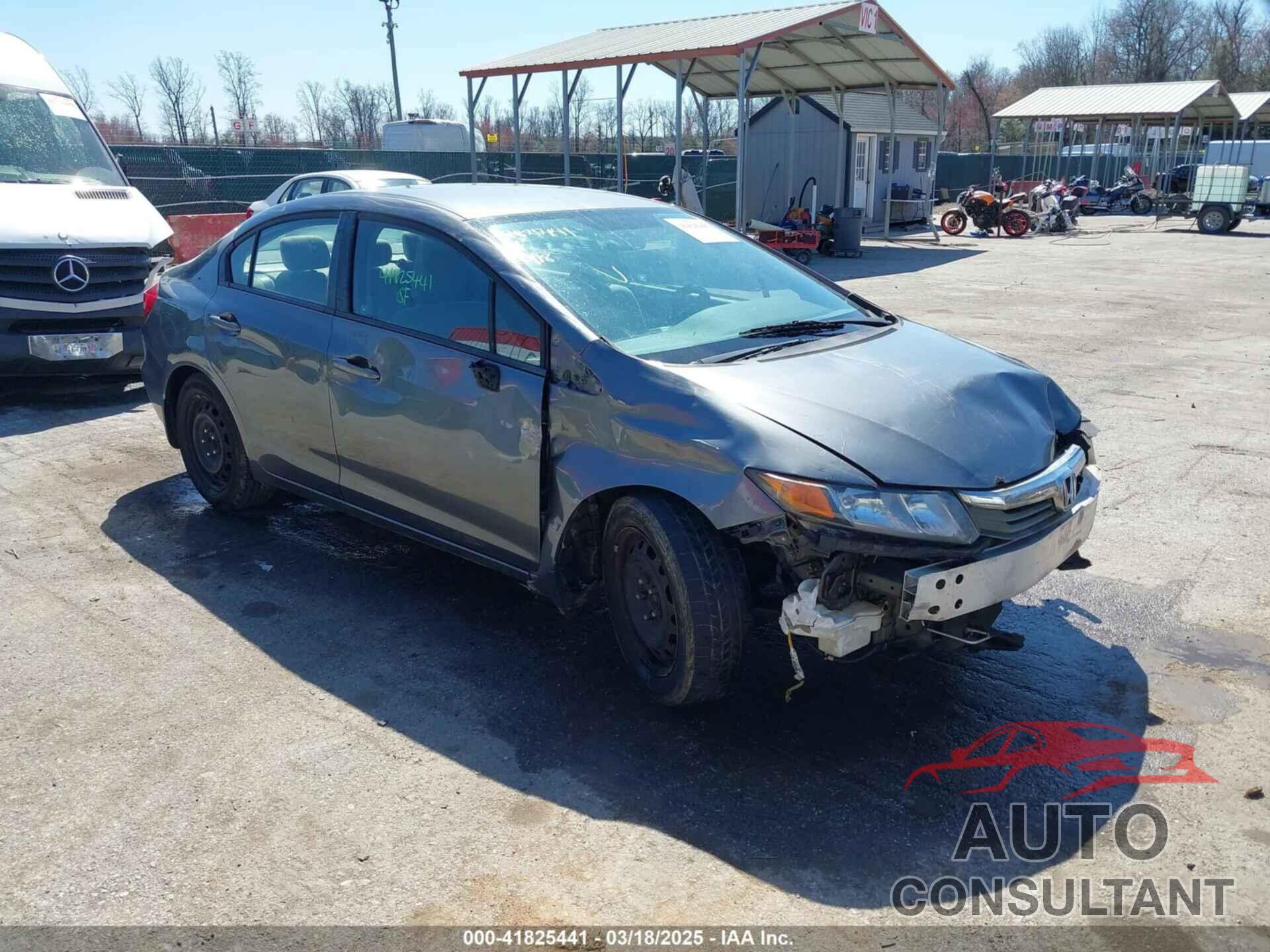 HONDA CIVIC 2012 - 19XFB2F58CE303008
