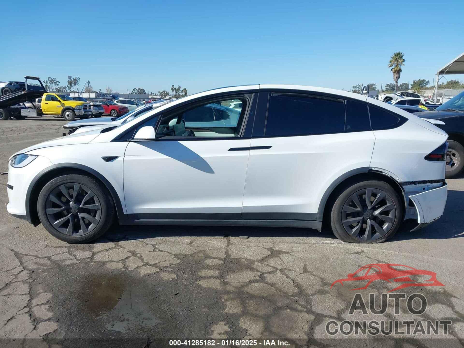 TESLA MODEL X 2023 - 7SAXCDE58PF411114