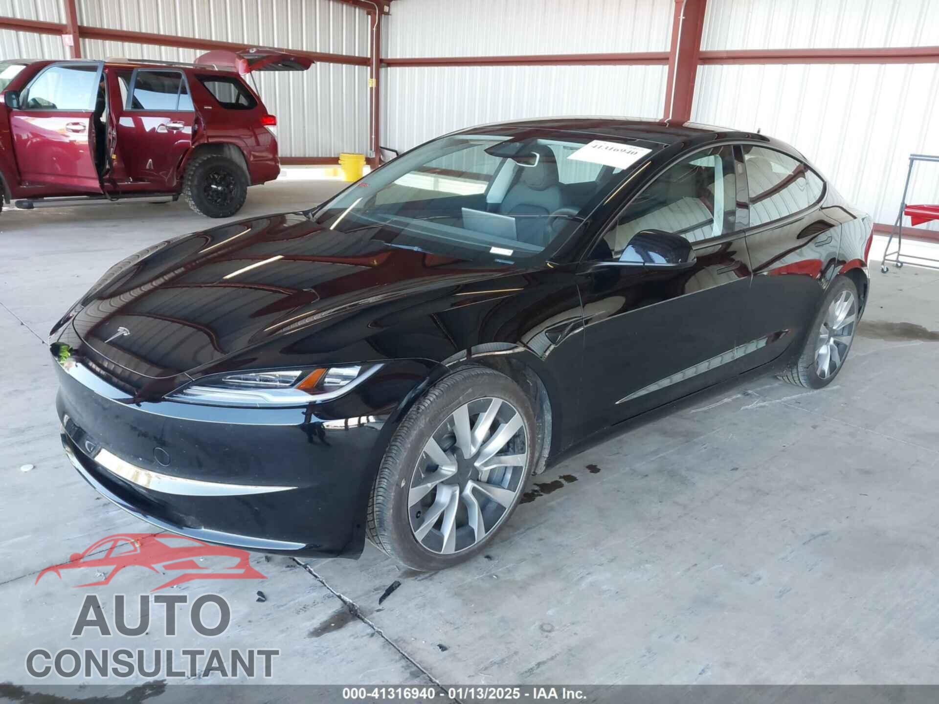 TESLA MODEL 3 2024 - 5YJ3E1EB7RF788921