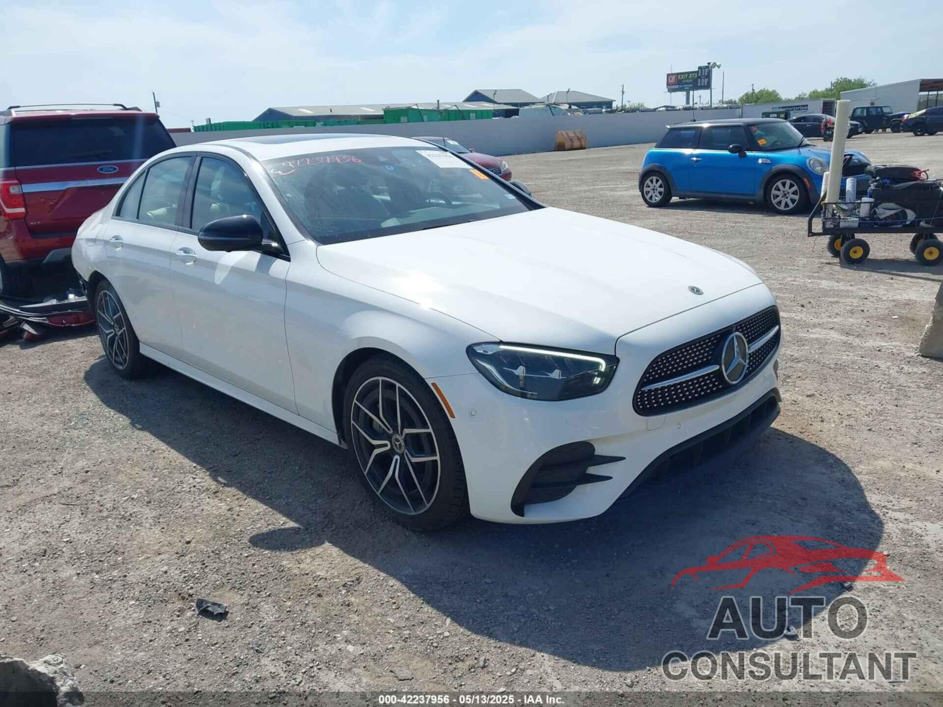 MERCEDES-BENZ E 350 2022 - W1KZF8DB9NB022628