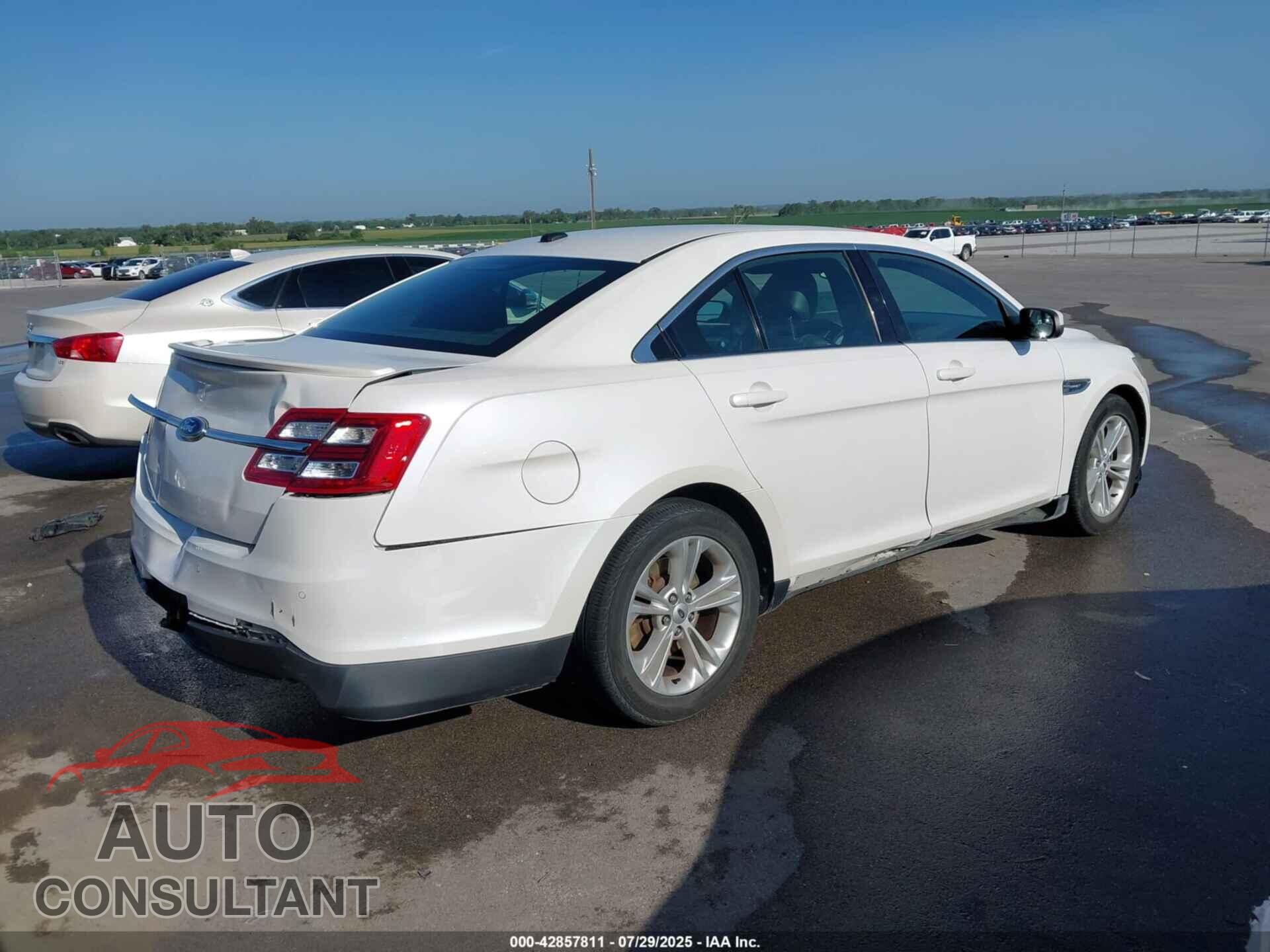FORD TAURUS 2013 - 1FAHP2E92DG214928