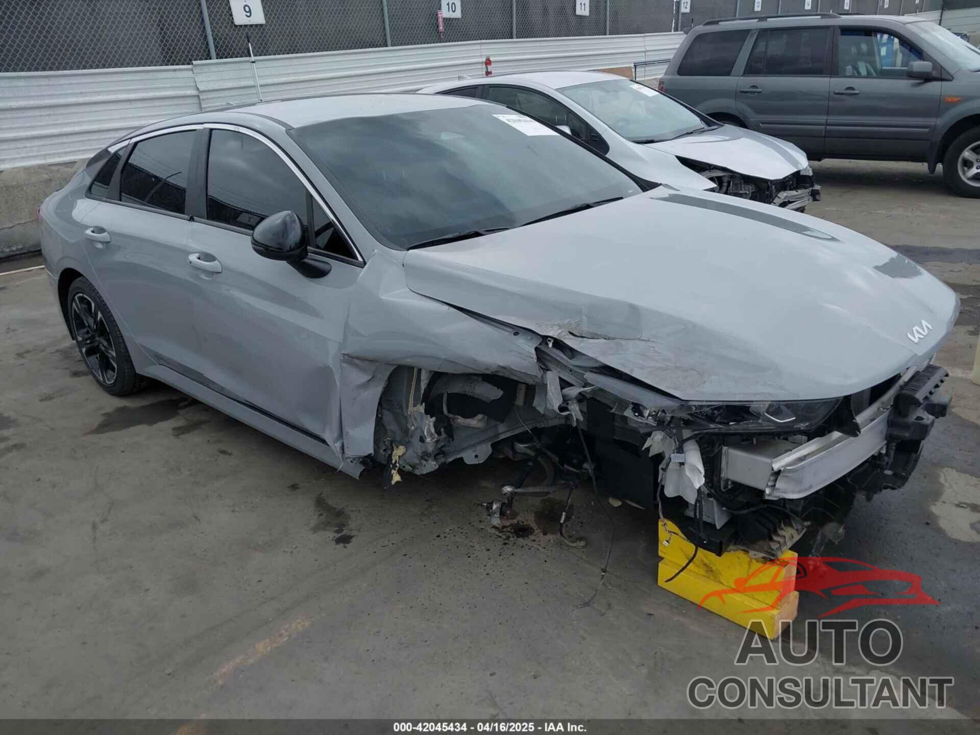 KIA K5 2023 - 5XXG64J25PG171887