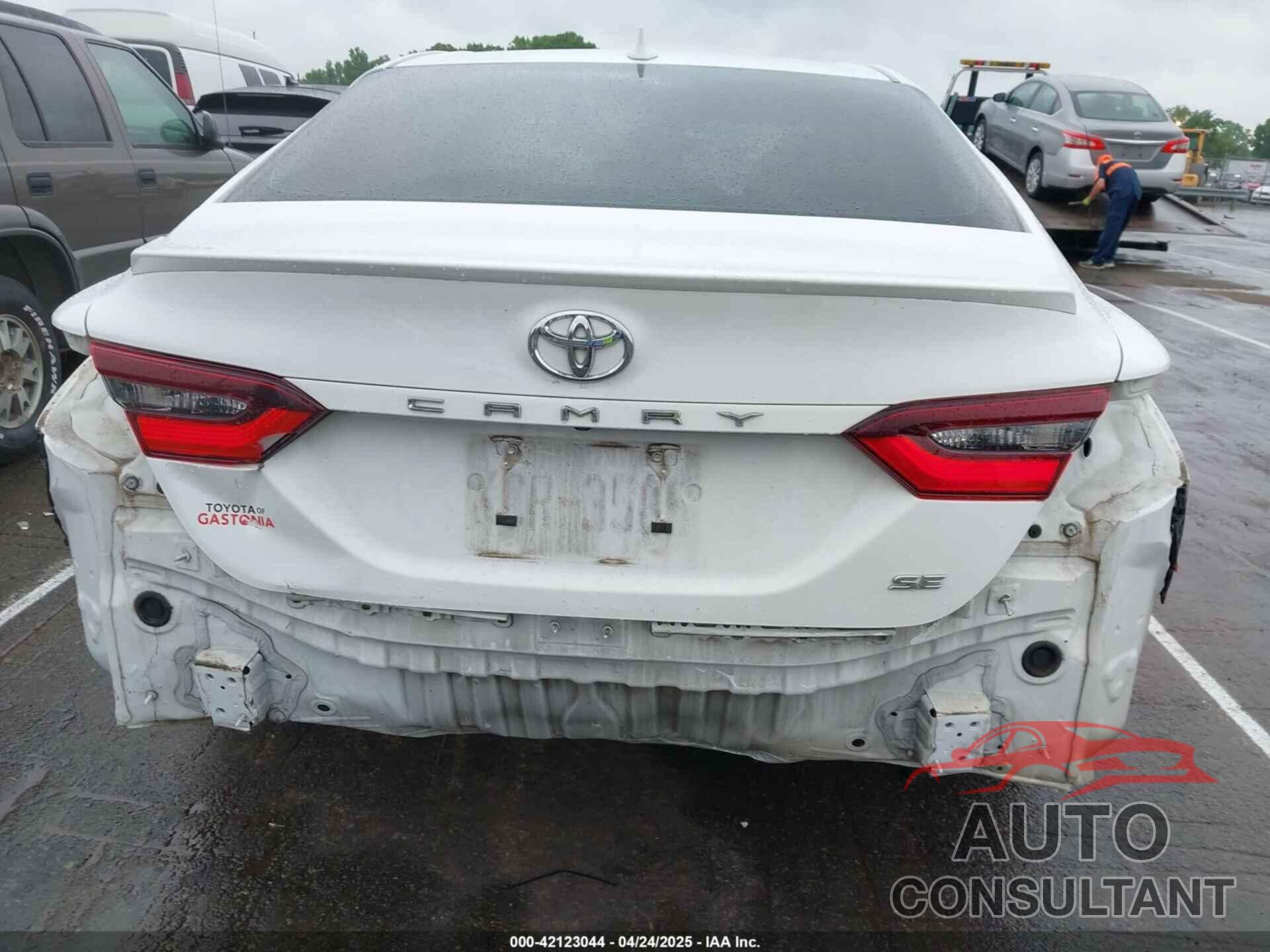 TOYOTA CAMRY 2023 - 4T1G11AK4PU738724