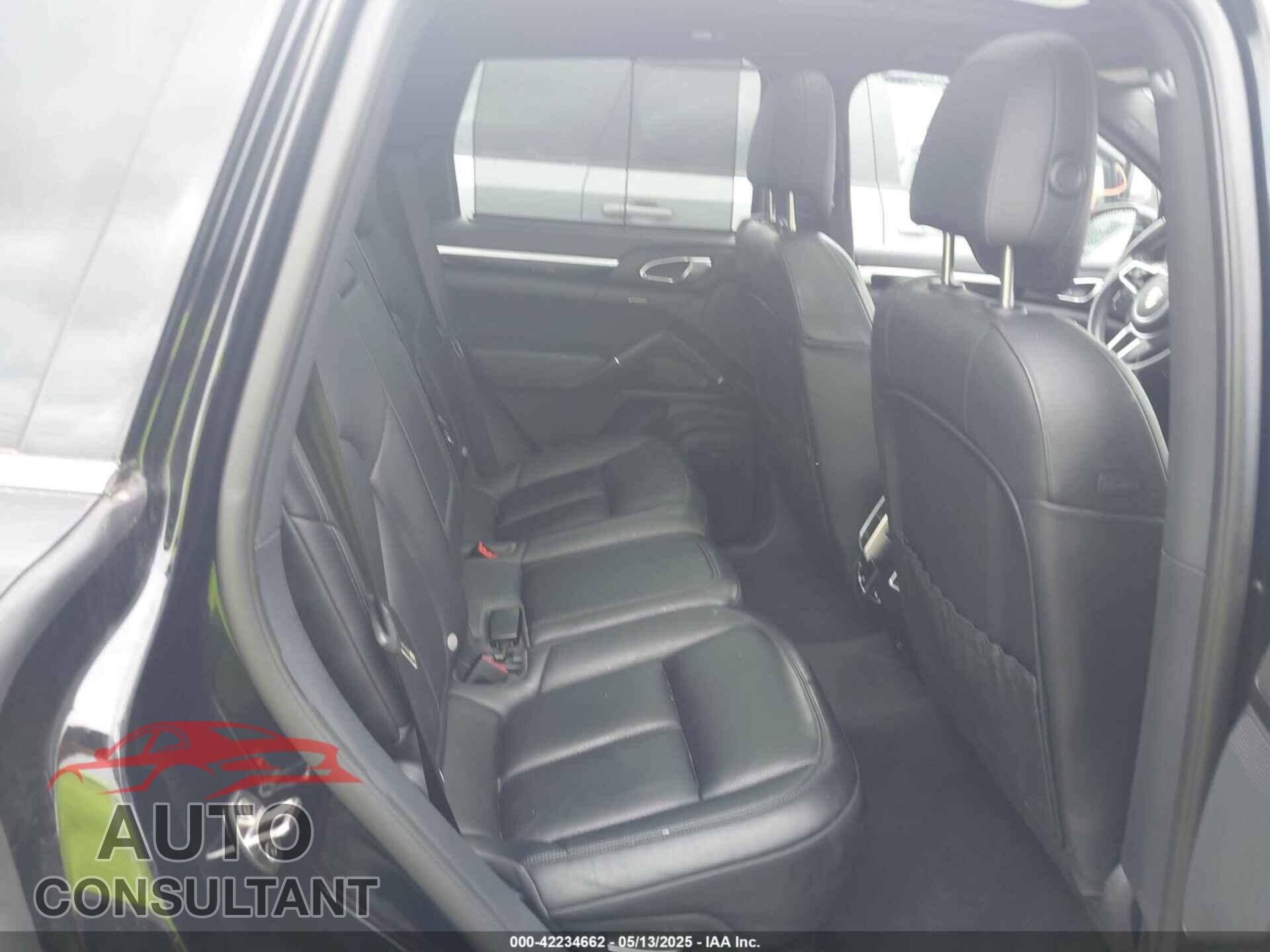 PORSCHE CAYENNE 2016 - WP1AB2A23GLA95509