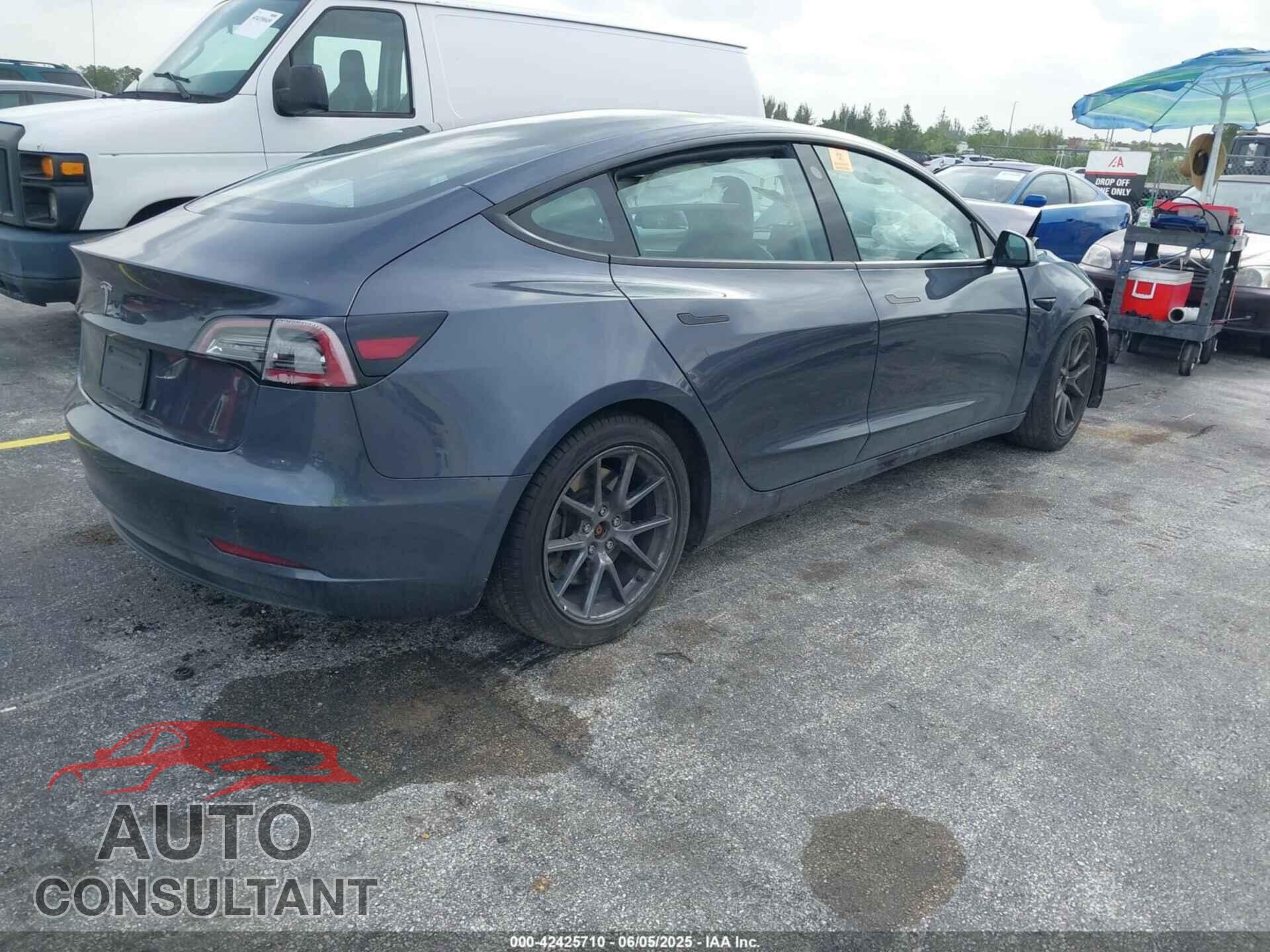 TESLA MODEL 3 2021 - 5YJ3E1EA9MF092030