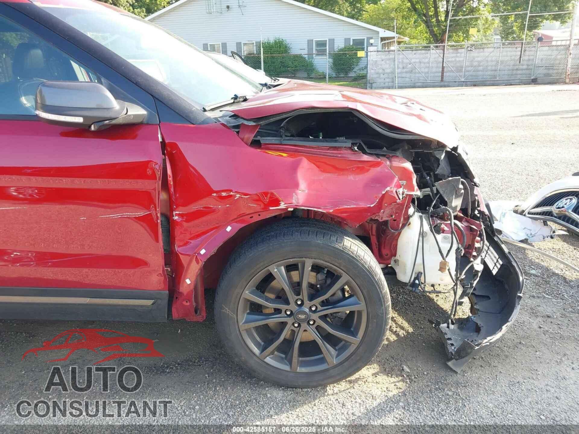 FORD EXPLORER 2018 - 1FM5K7D88JGB99313