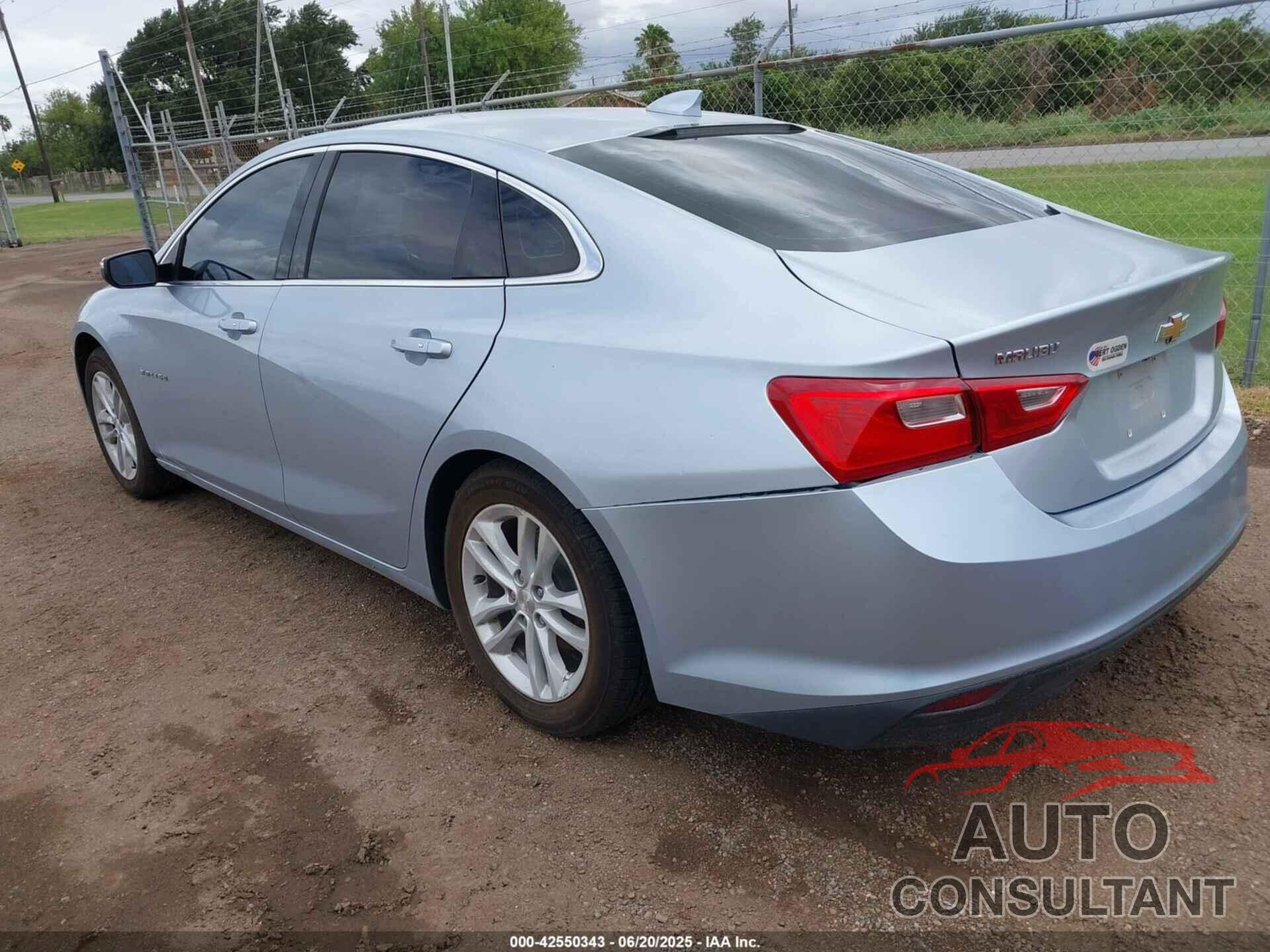 CHEVROLET MALIBU 2017 - 1G1ZE5ST5HF220491