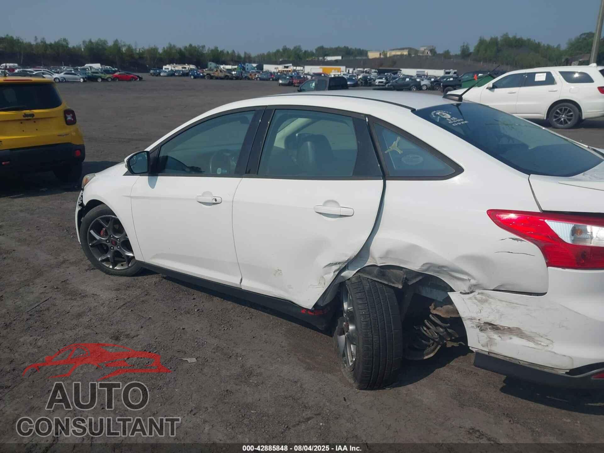 FORD FOCUS 2013 - 1FADP3F23DL371624