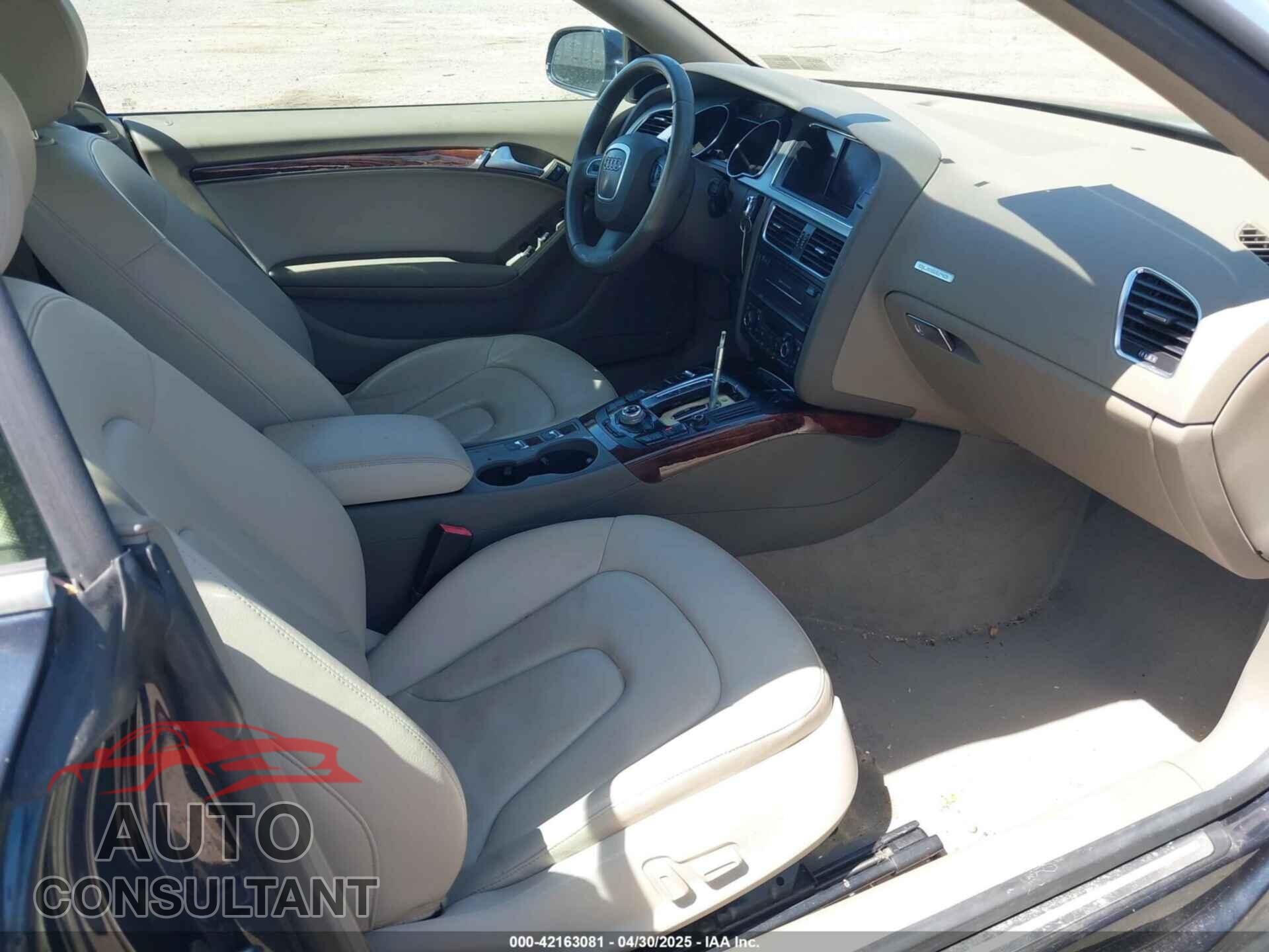 AUDI A5 2012 - WAULFAFH2CN005199