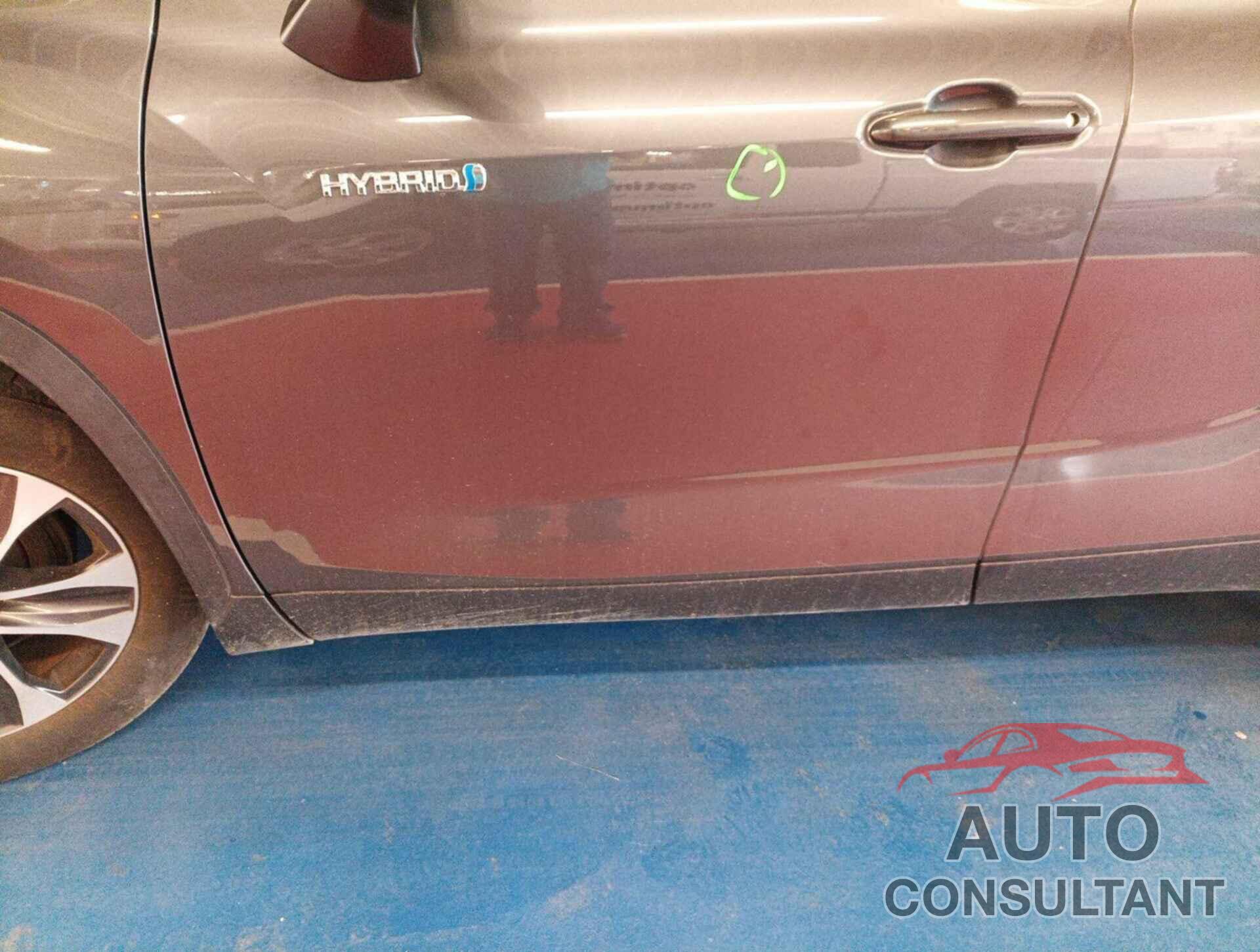 TOYOTA HIGHLANDER 2021 - 5TDGARAH4MS506356