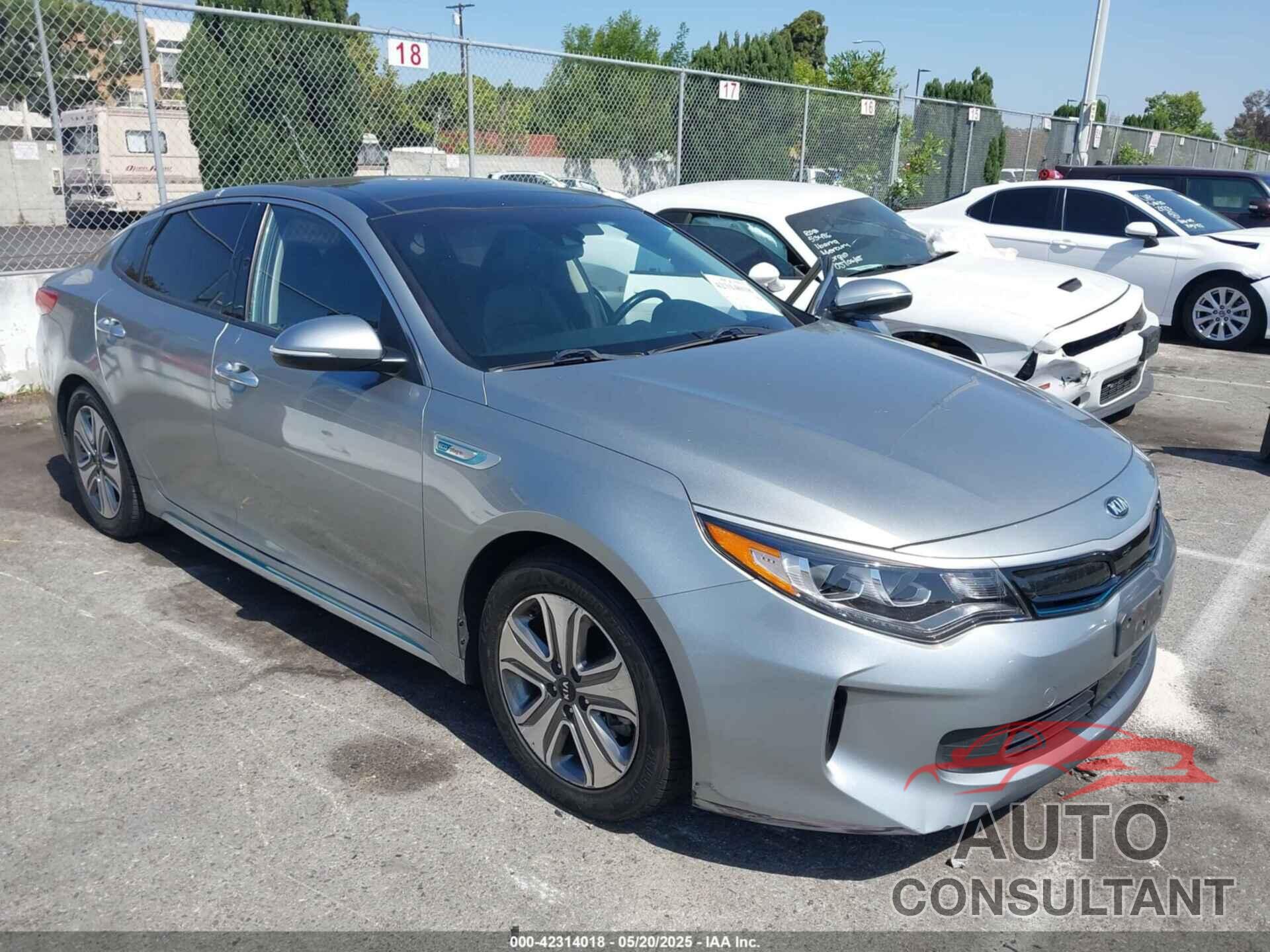 KIA OPTIMA PLUG-IN HYBRID 2018 - KNAGV4LD2J5022282