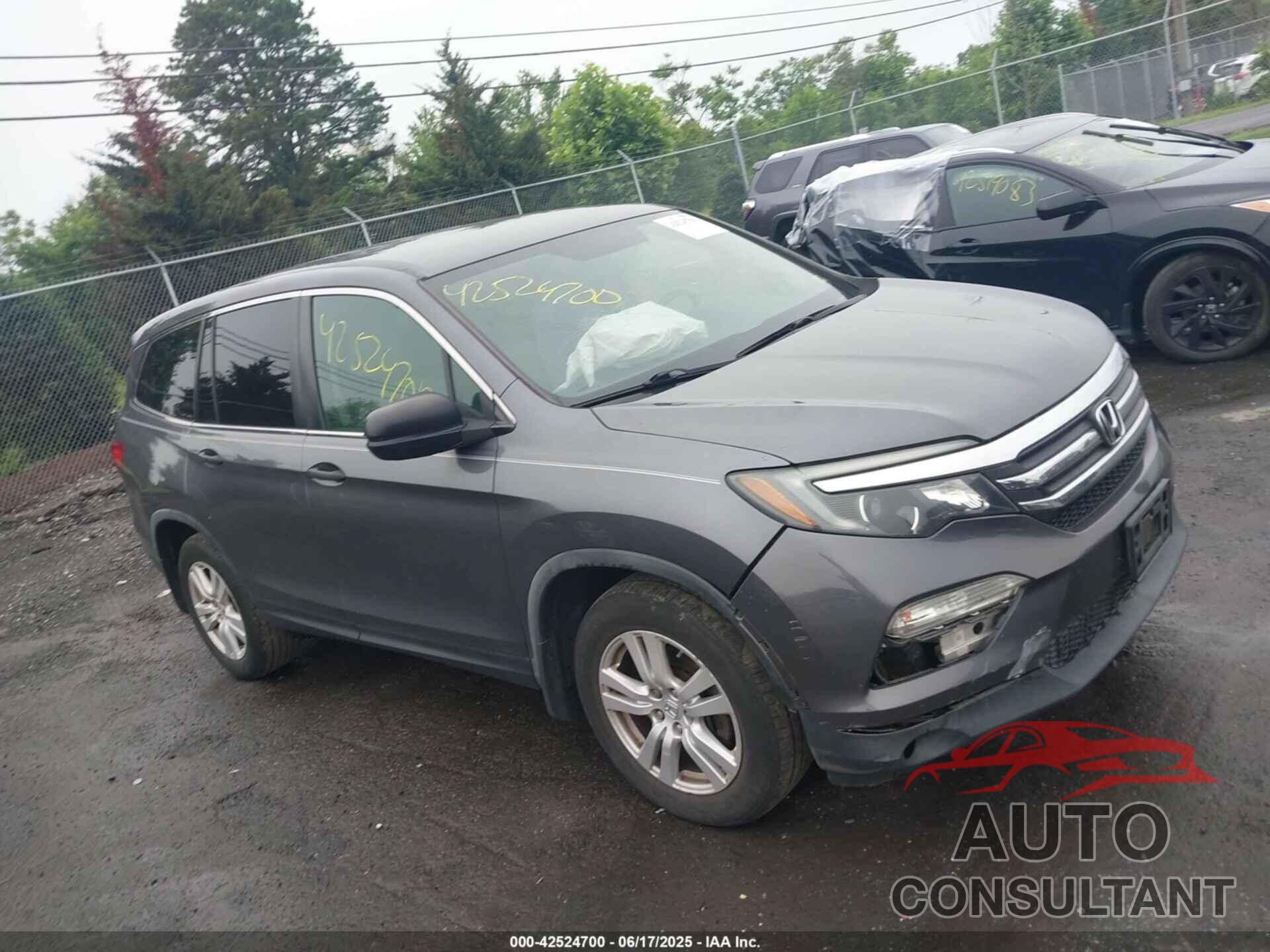 HONDA PILOT 2018 - 5FNYF6H18JB051654