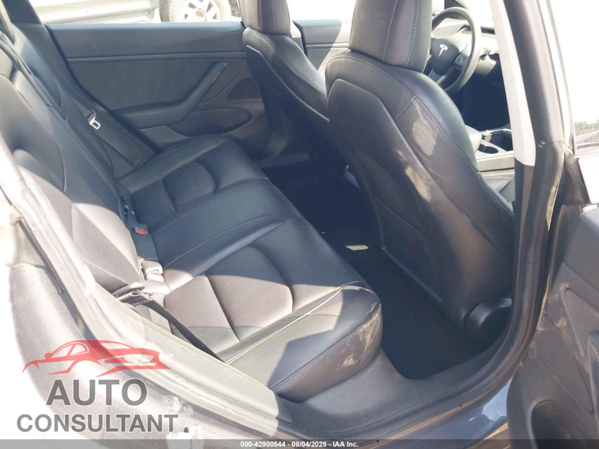 TESLA MODEL 3 2021 - 5YJ3E1EB5MF902441