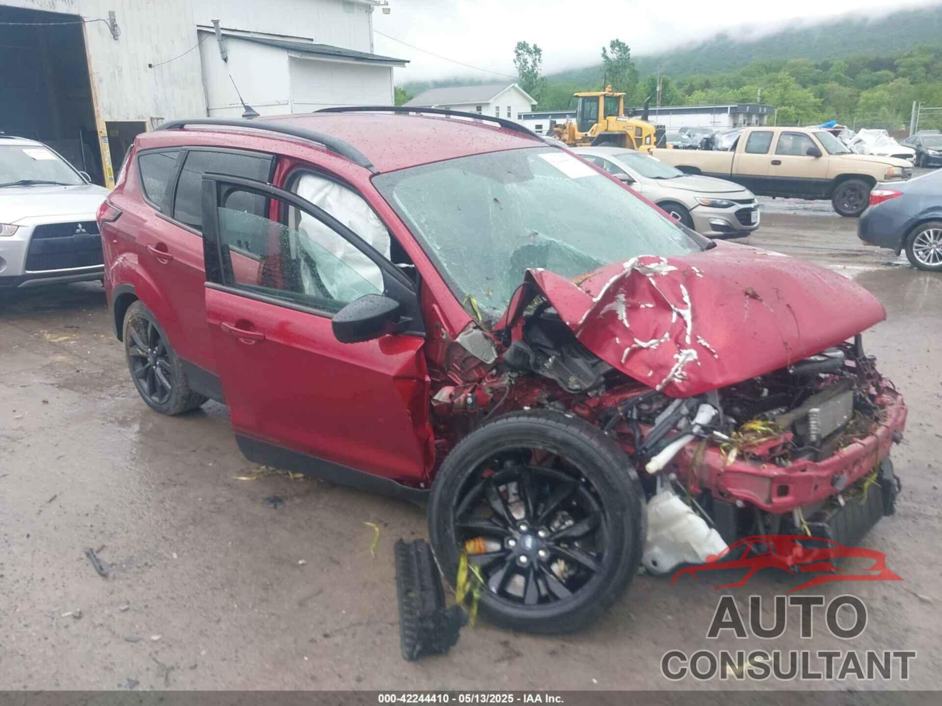 FORD ESCAPE 2019 - 1FMCU9GD3KUC21145