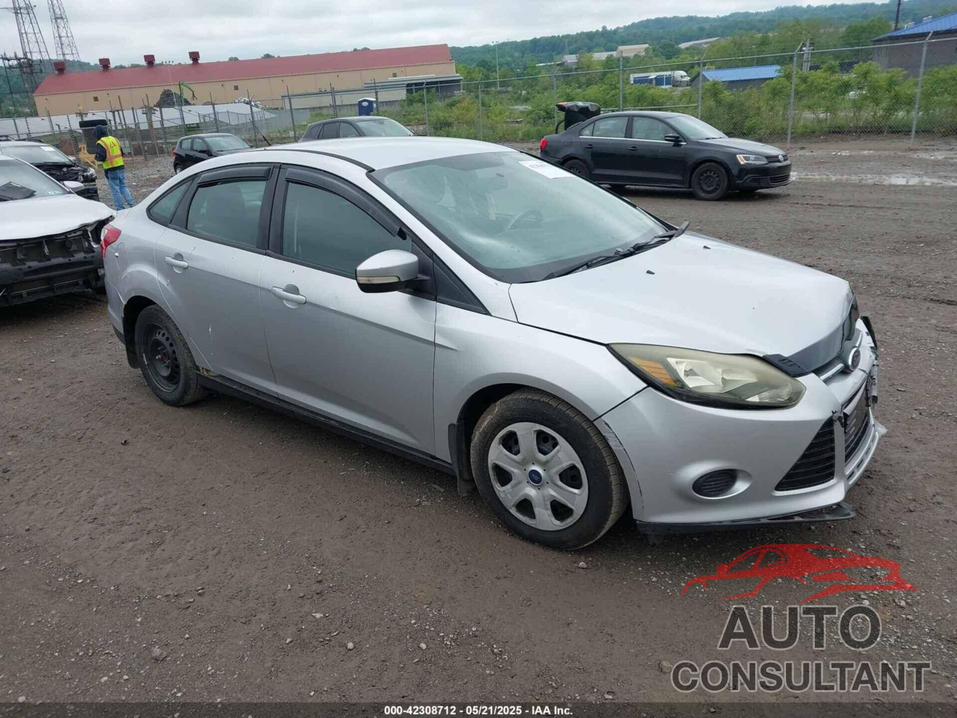 FORD FOCUS 2013 - 1FADP3F25DL113699