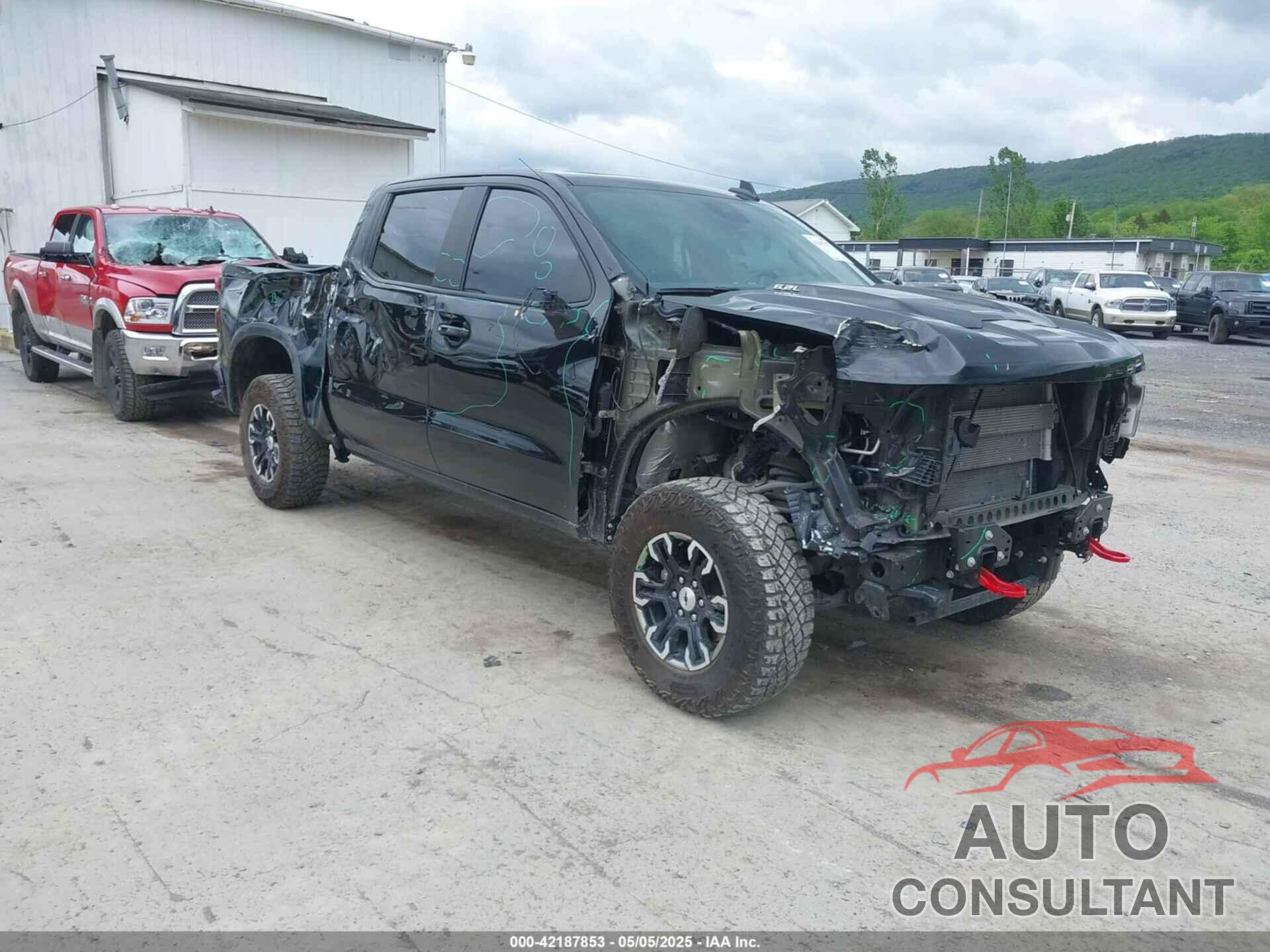 CHEVROLET SILVERADO 1500 2023 - 3GCUDHEL0PG130793