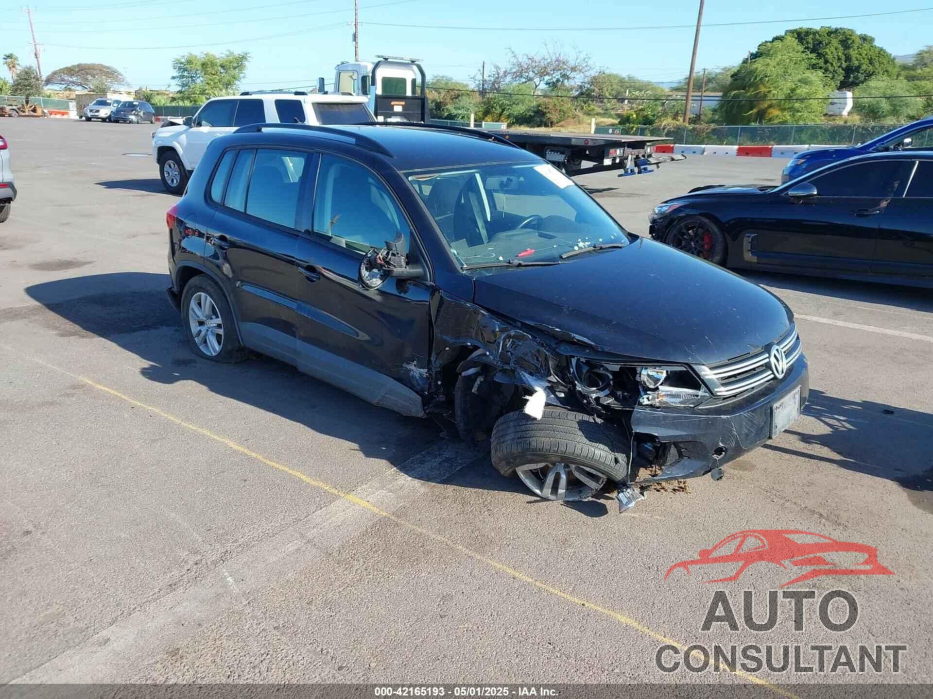 VOLKSWAGEN TIGUAN 2015 - WVGAV7AX8FW615777