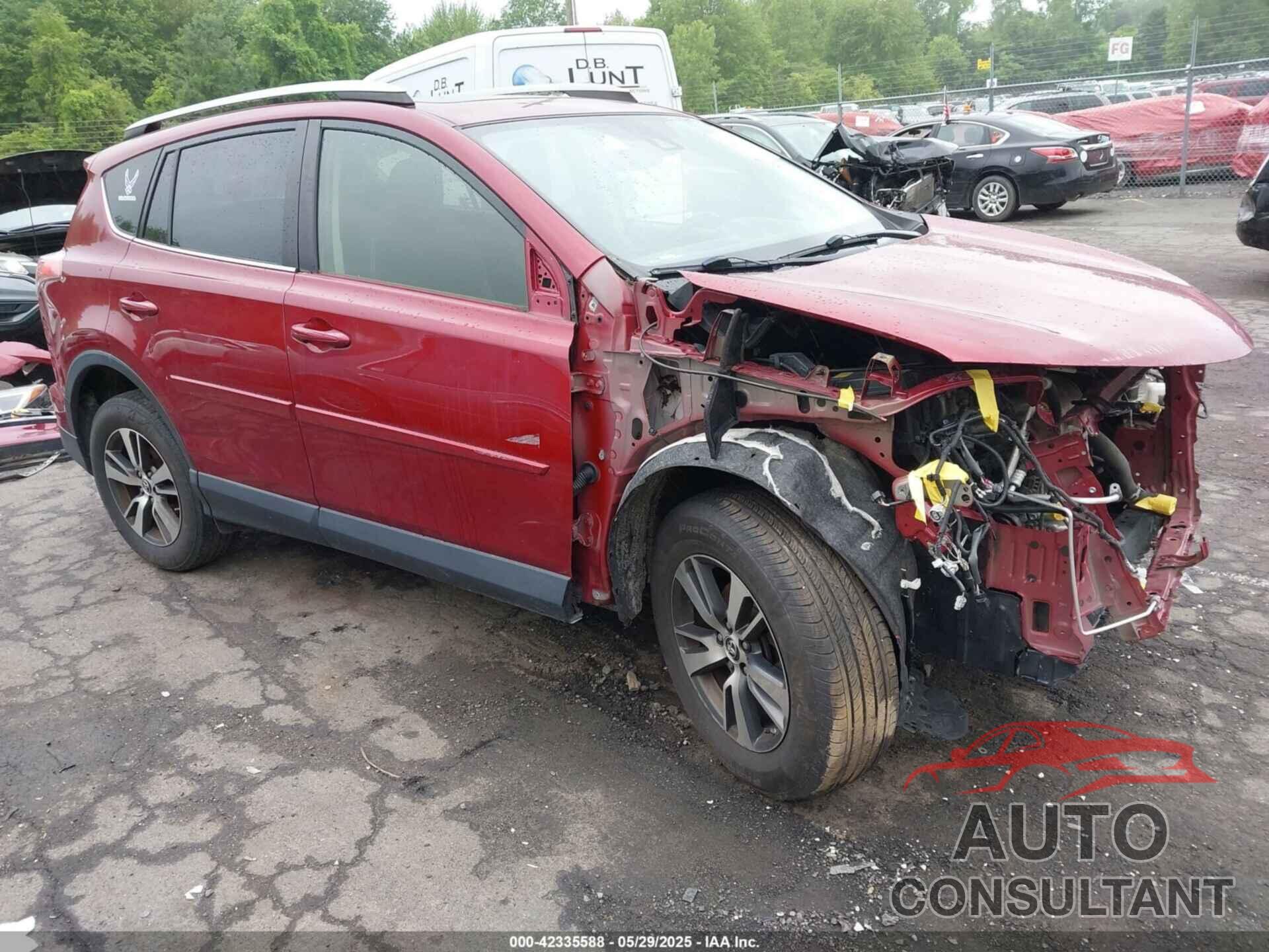 TOYOTA RAV4 2018 - JTMRFREV0JD251819