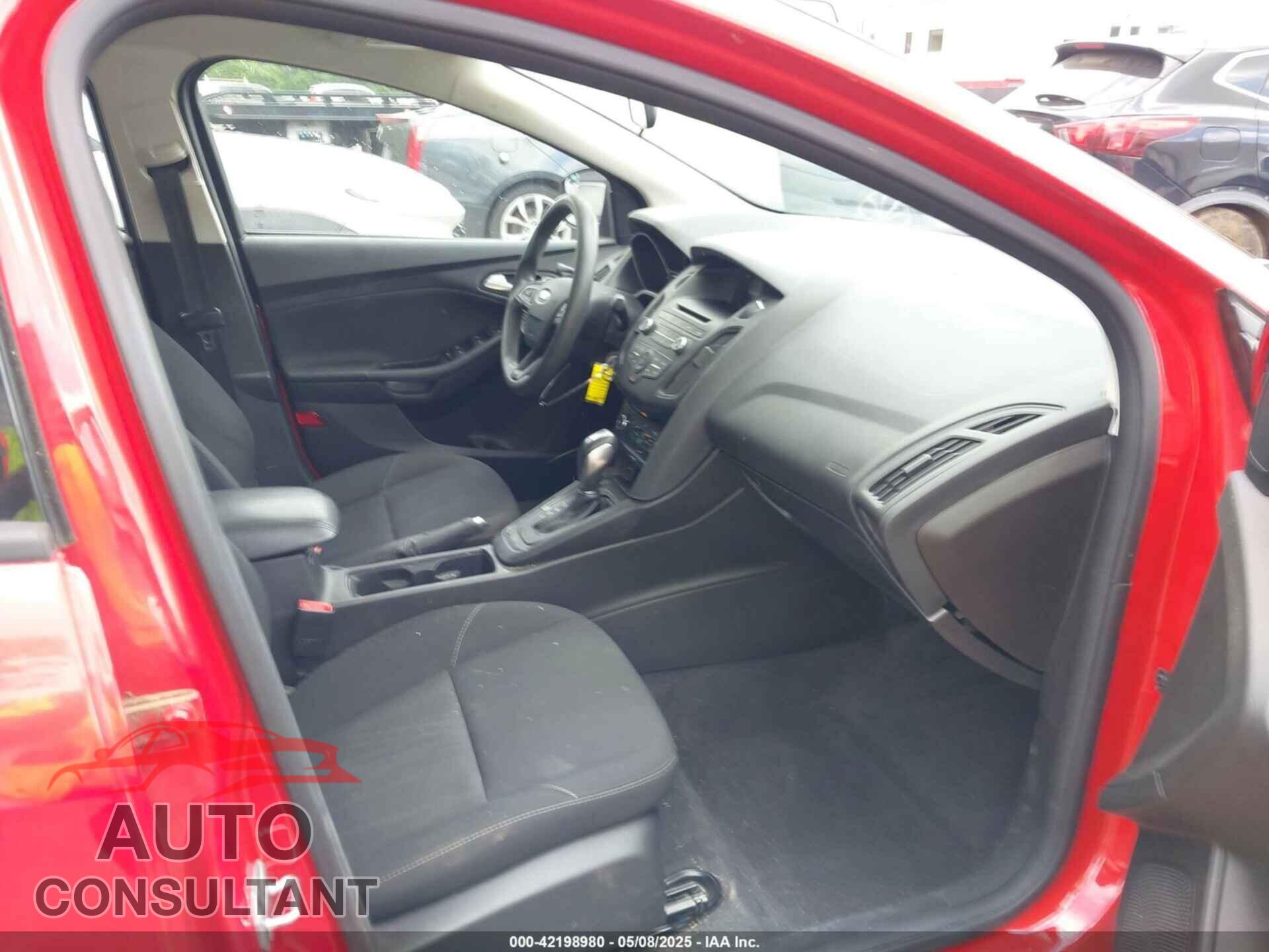 FORD FOCUS 2016 - 1FADP3F28GL323606