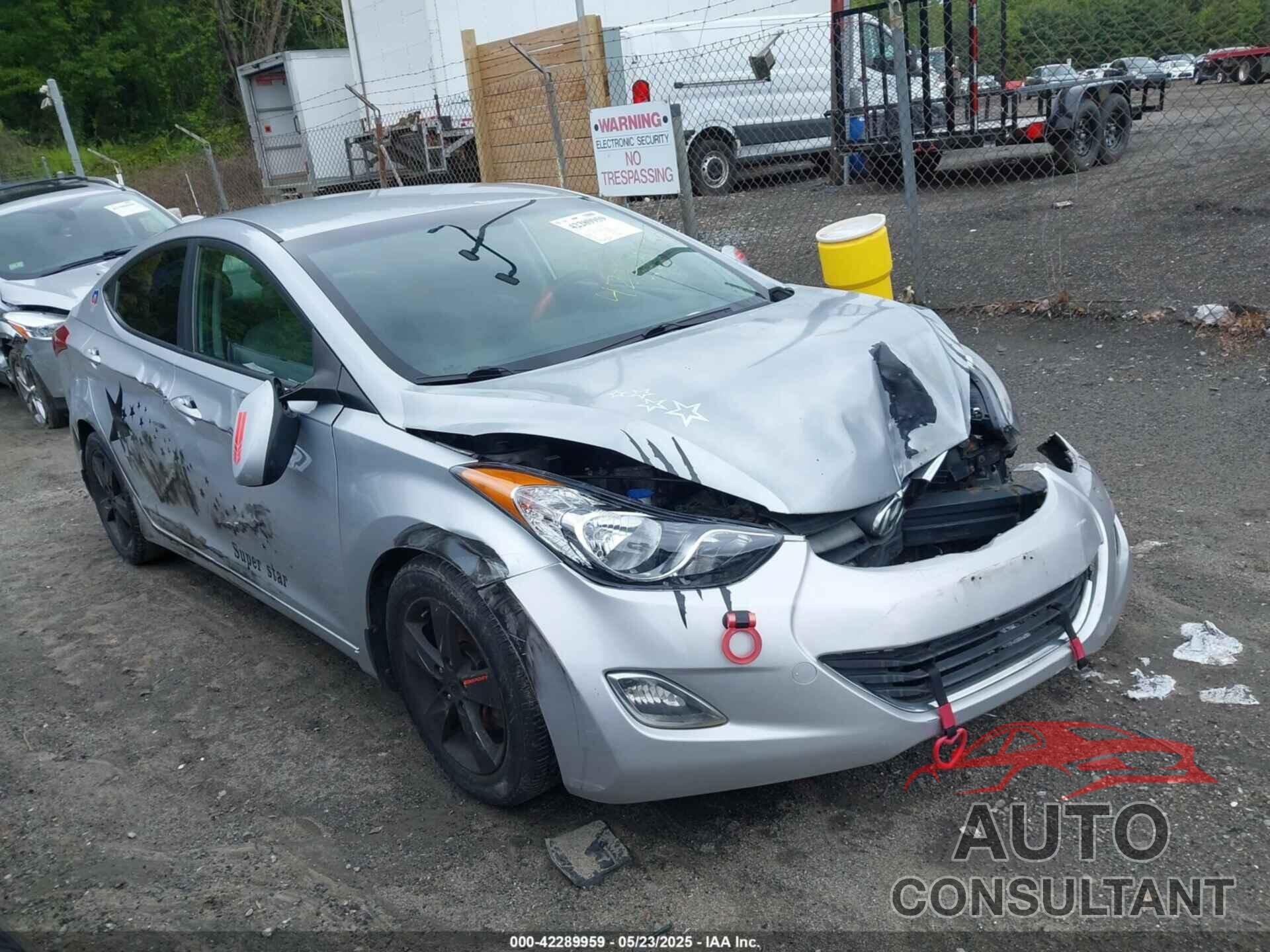 HYUNDAI ELANTRA 2013 - 5NPDH4AE9DH171981