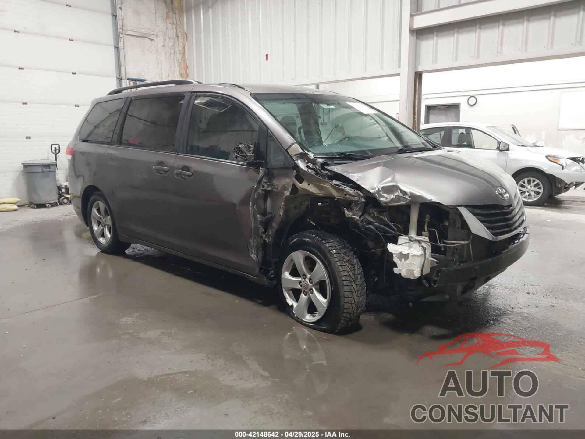 TOYOTA SIENNA 2012 - 5TDKK3DC3CS245840