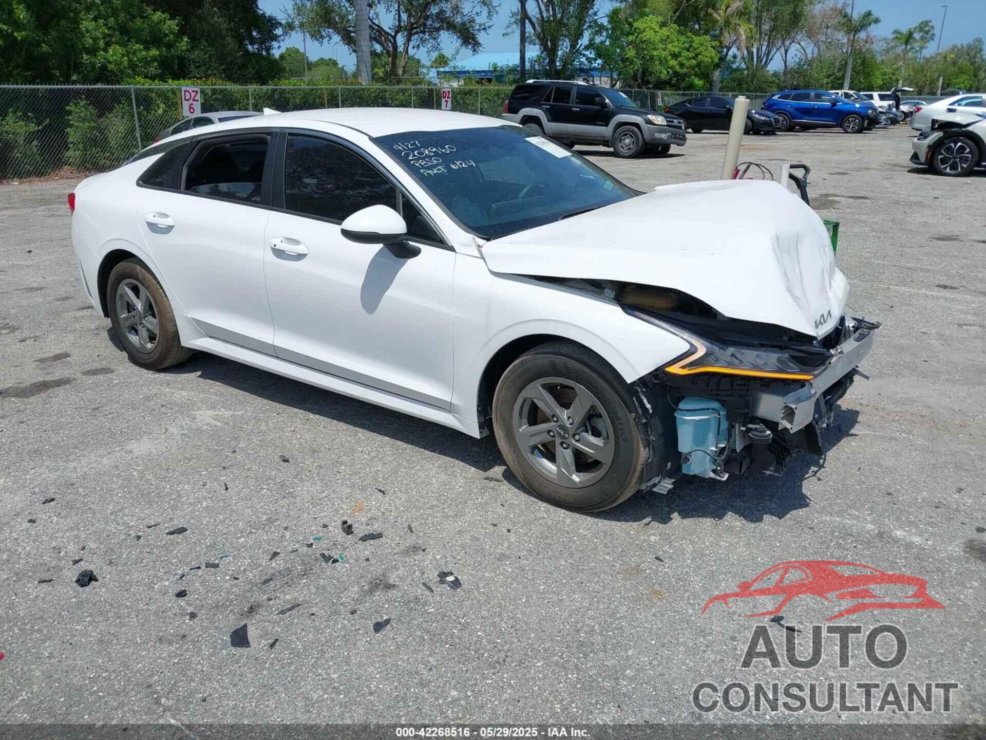 KIA K5 2023 - 5XXG14J22PG208960