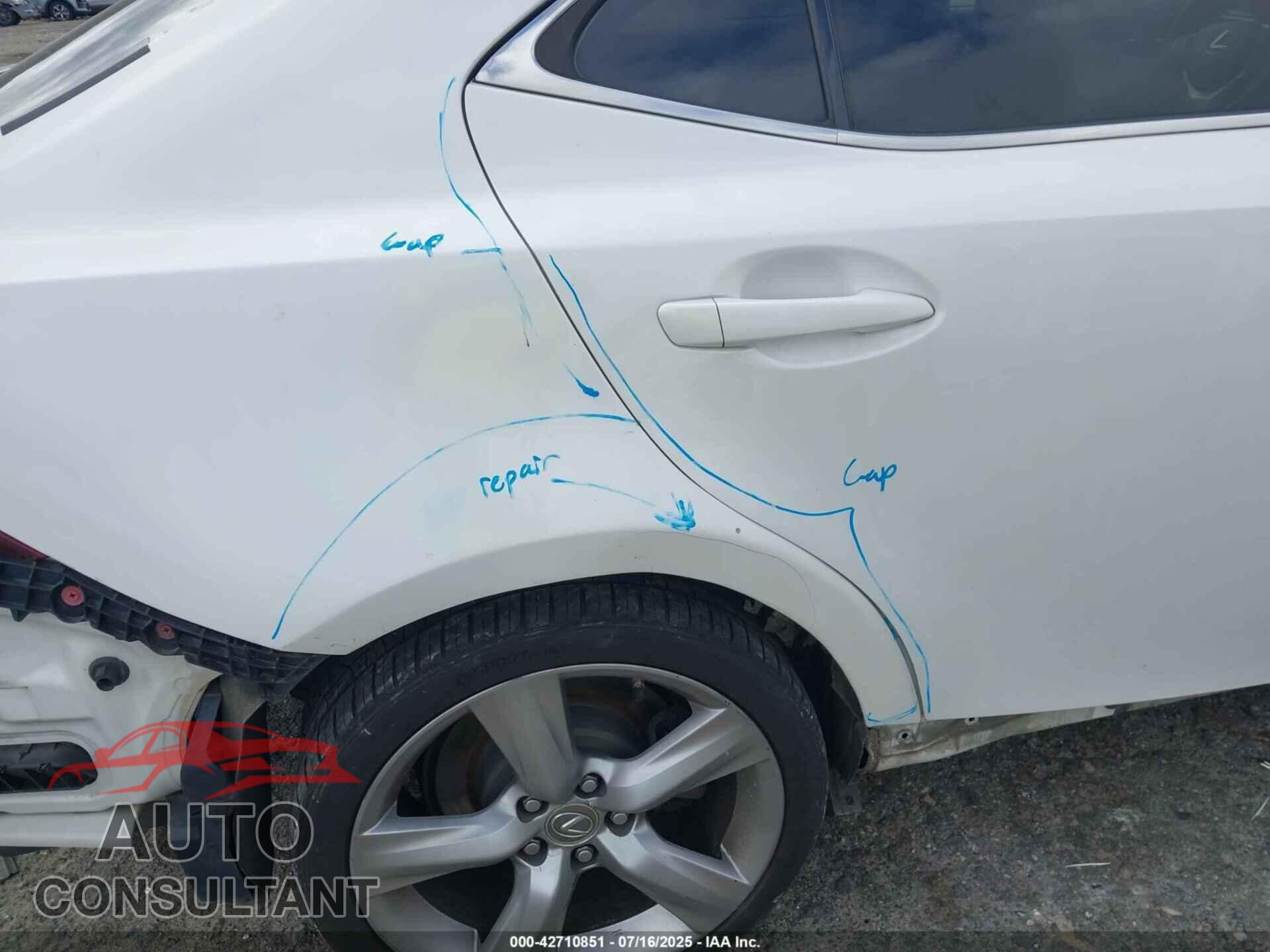LEXUS IS 350 2014 - JTHBE1D26E5001237