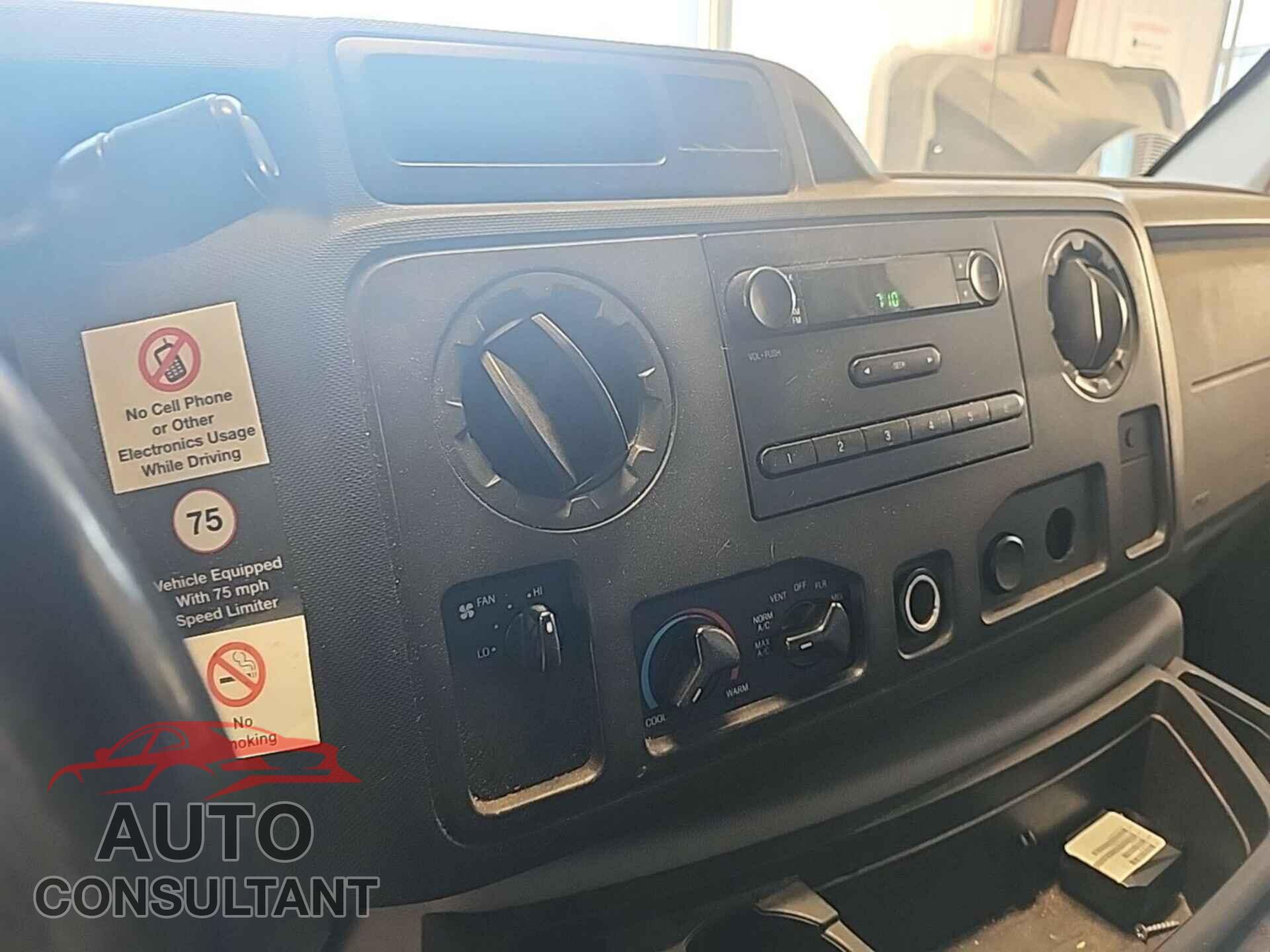 FORD ECONOLINE 2010 - 1FTNE2EW4ADA72071