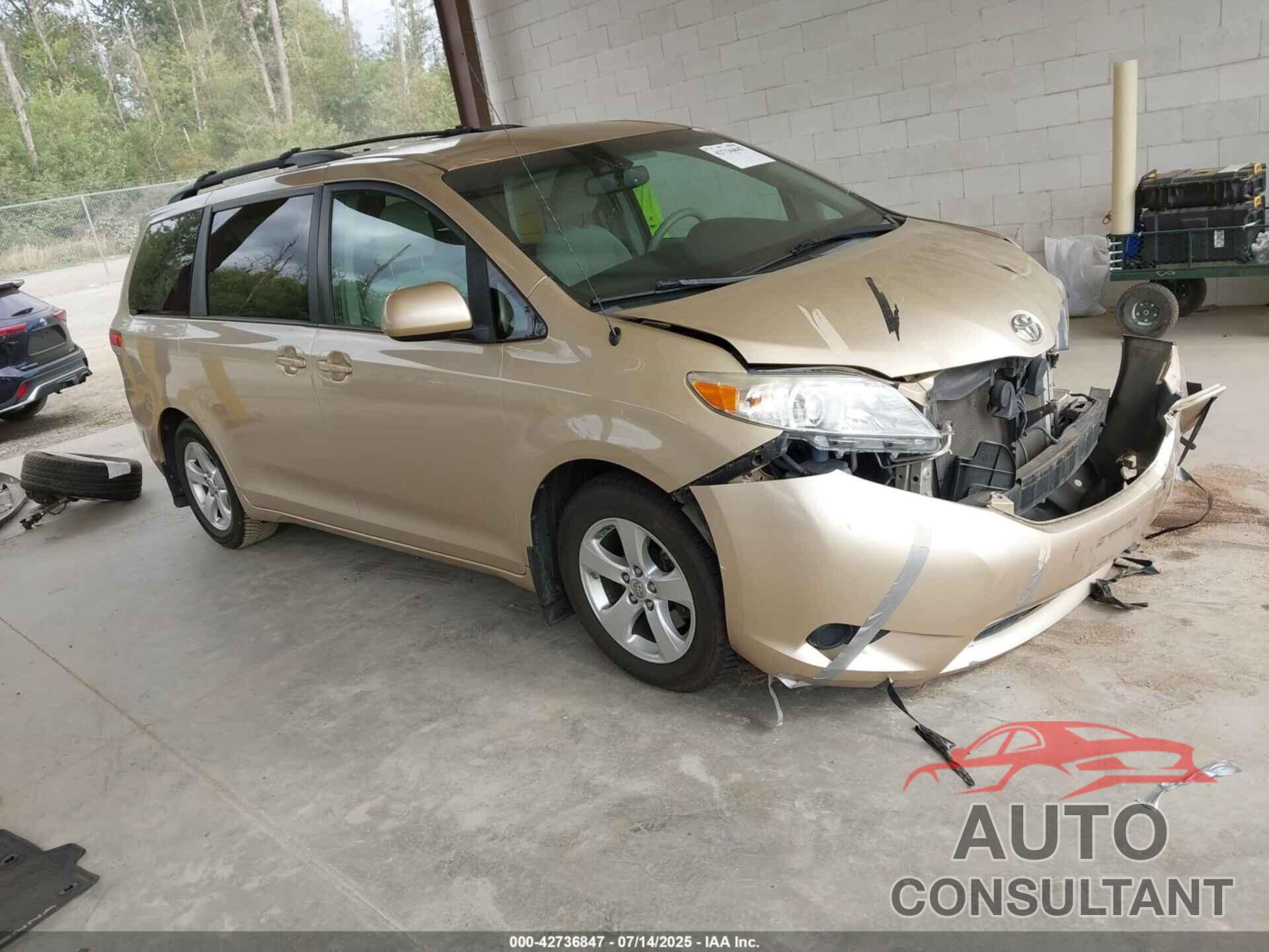 TOYOTA SIENNA 2014 - 5TDKK3DC9ES464613