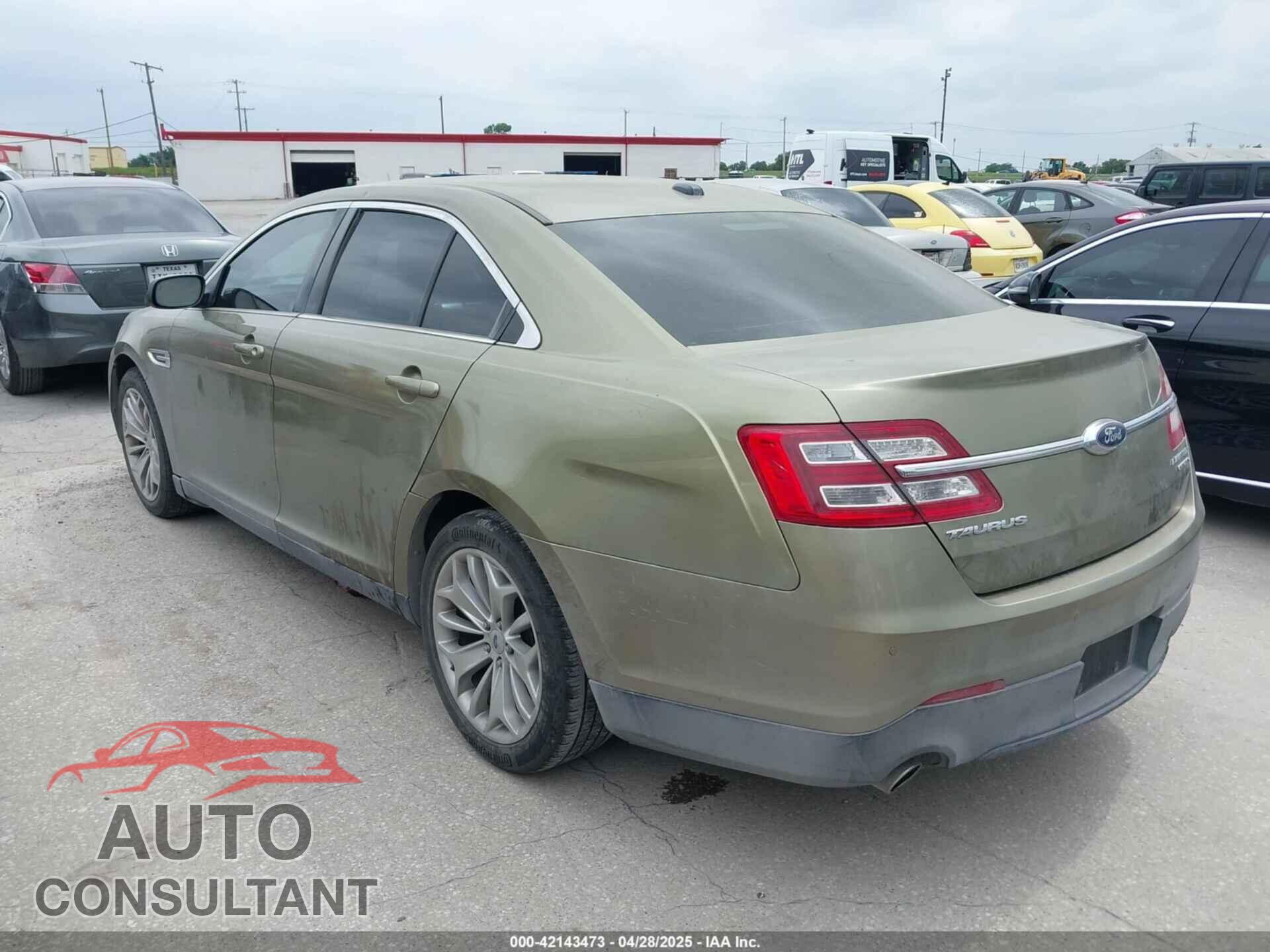 FORD TAURUS 2013 - 1FAHP2F82DG131022