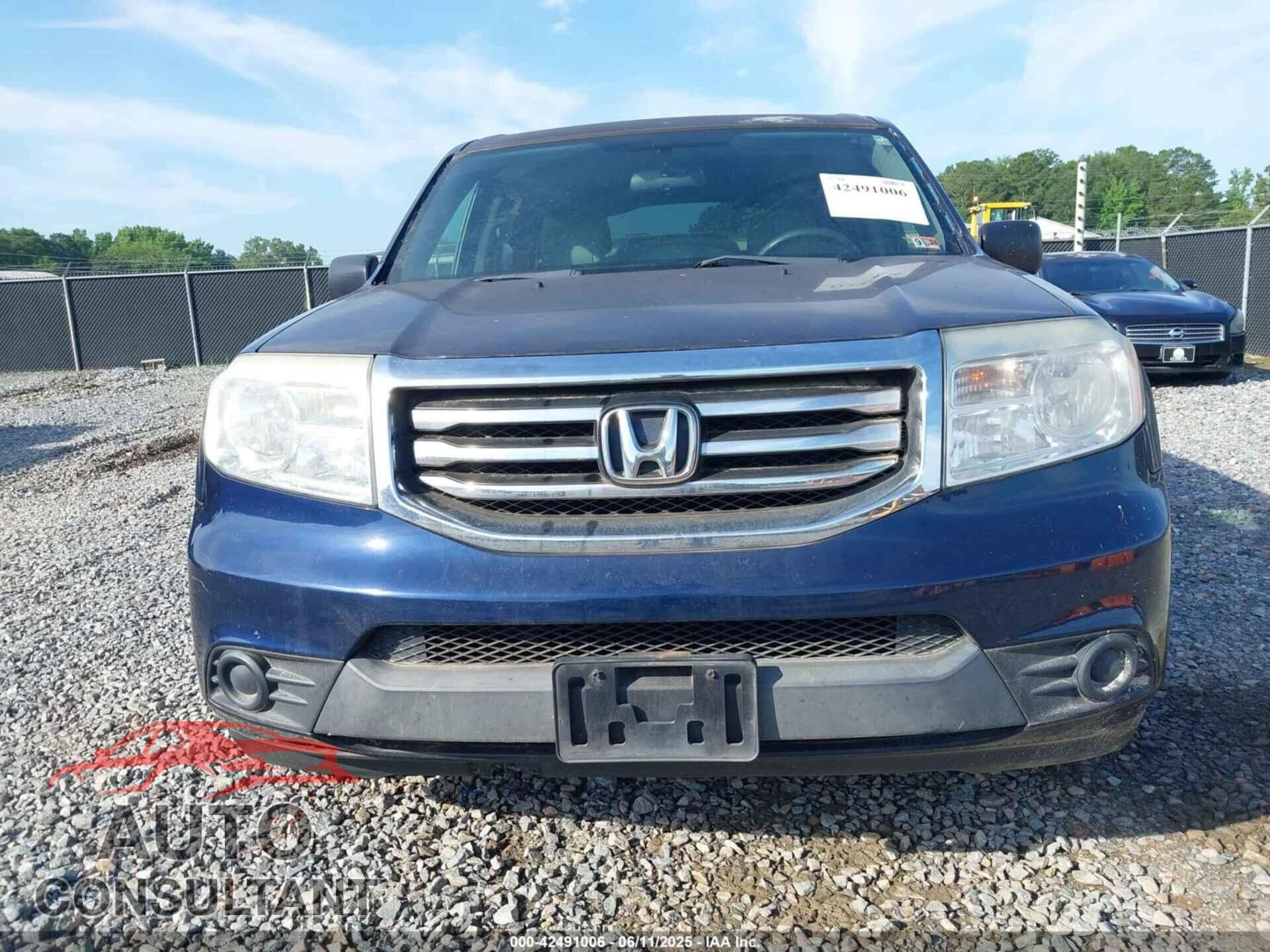 HONDA PILOT 2015 - 5FNYF4H22FB007587