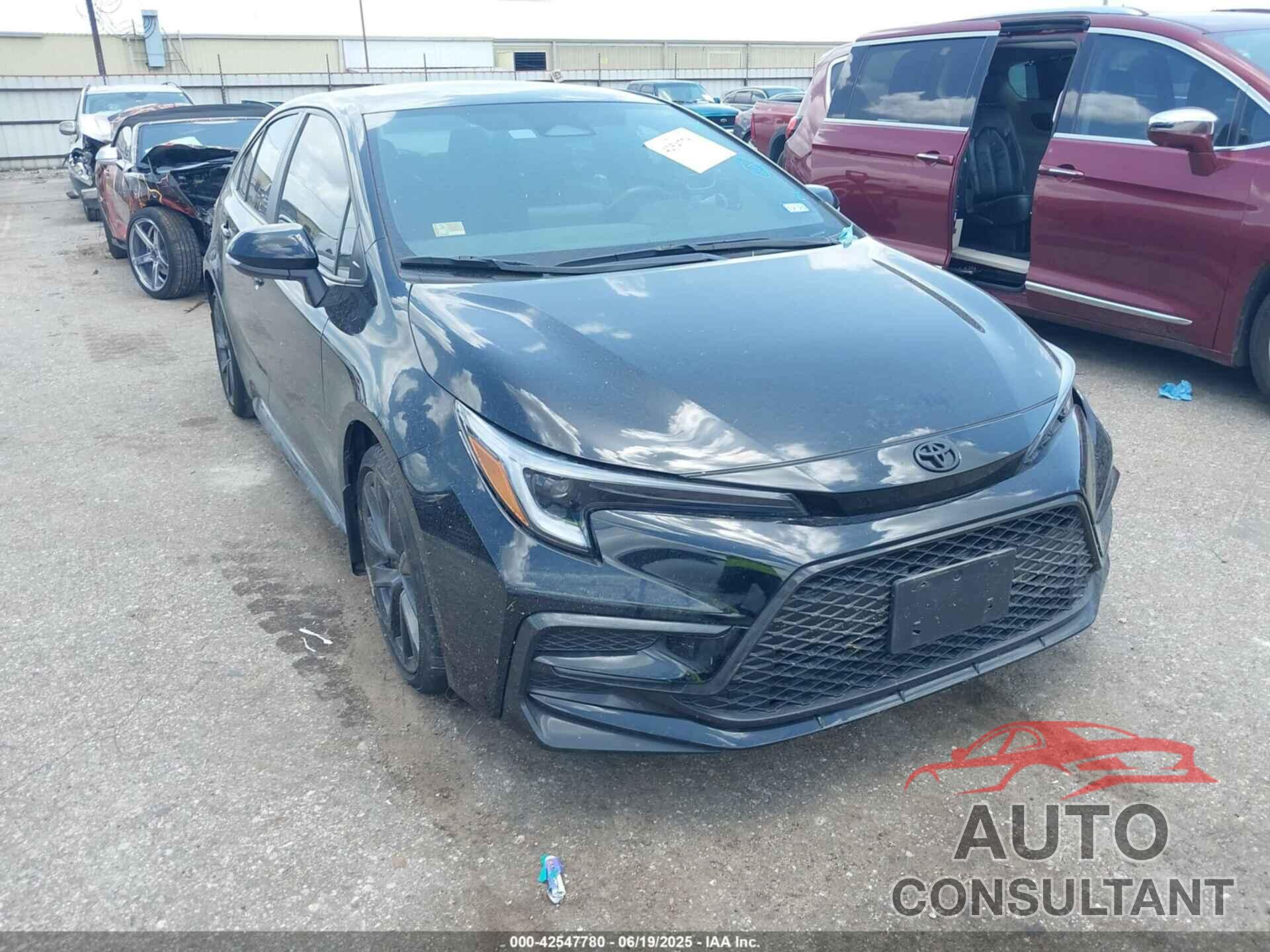 TOYOTA COROLLA 2024 - 5YFS4MCEXRP179162