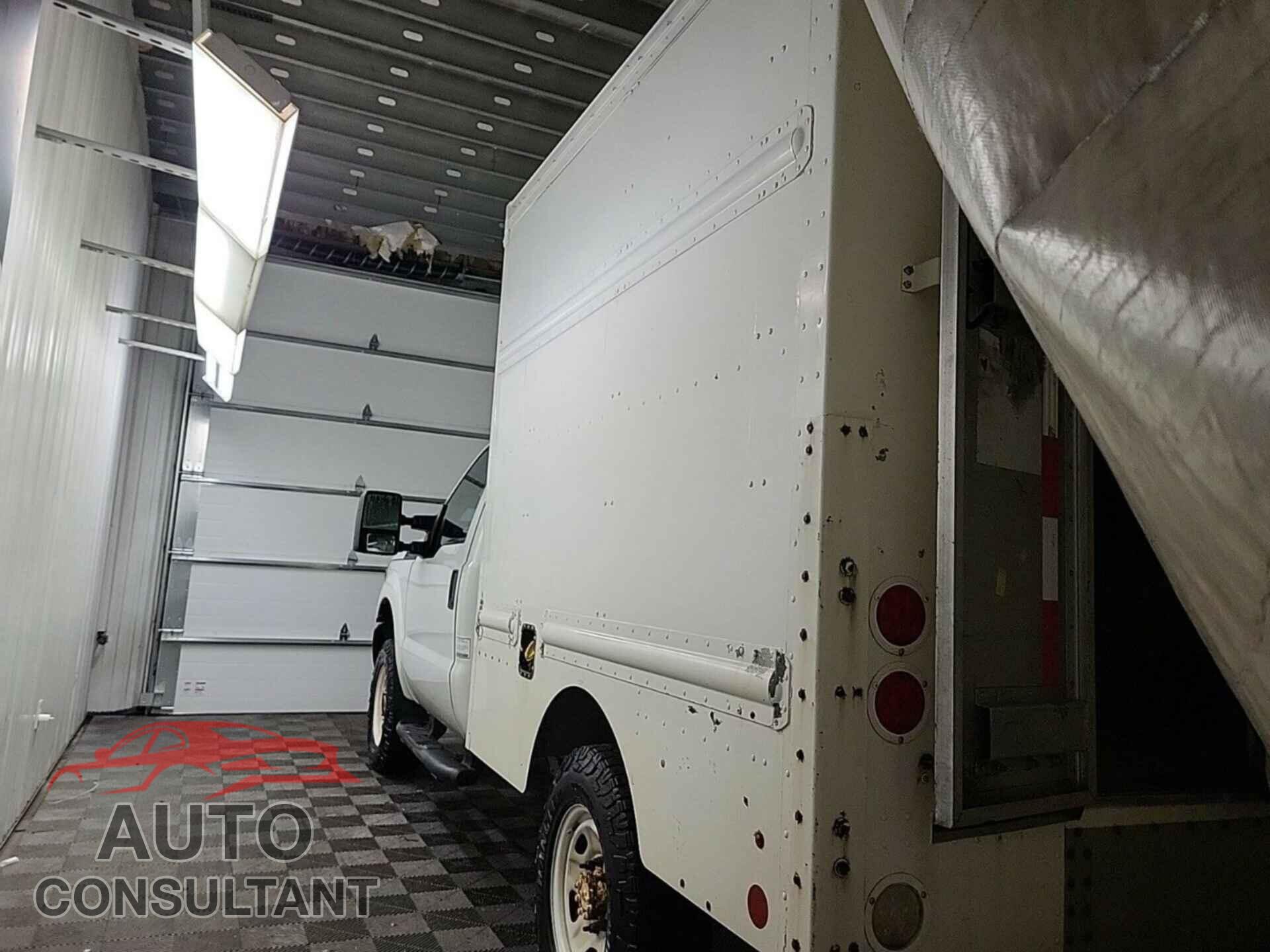 FORD F-250 2013 - 1FDBF2B68DEB48275