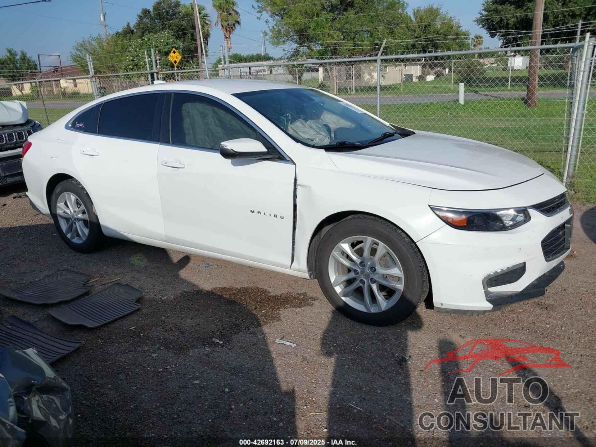 CHEVROLET MALIBU 2017 - 1G1ZE5ST1HF253522
