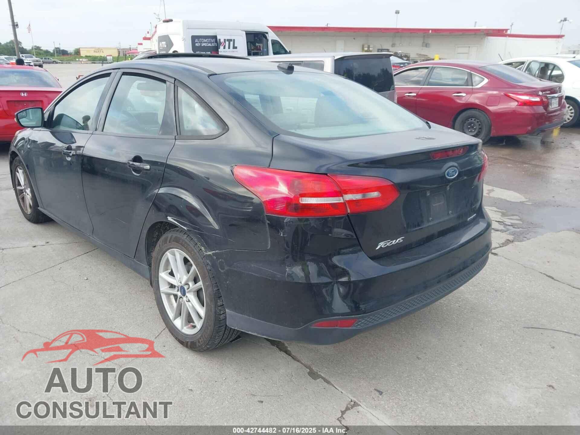 FORD FOCUS 2015 - 1FADP3F27FL295506
