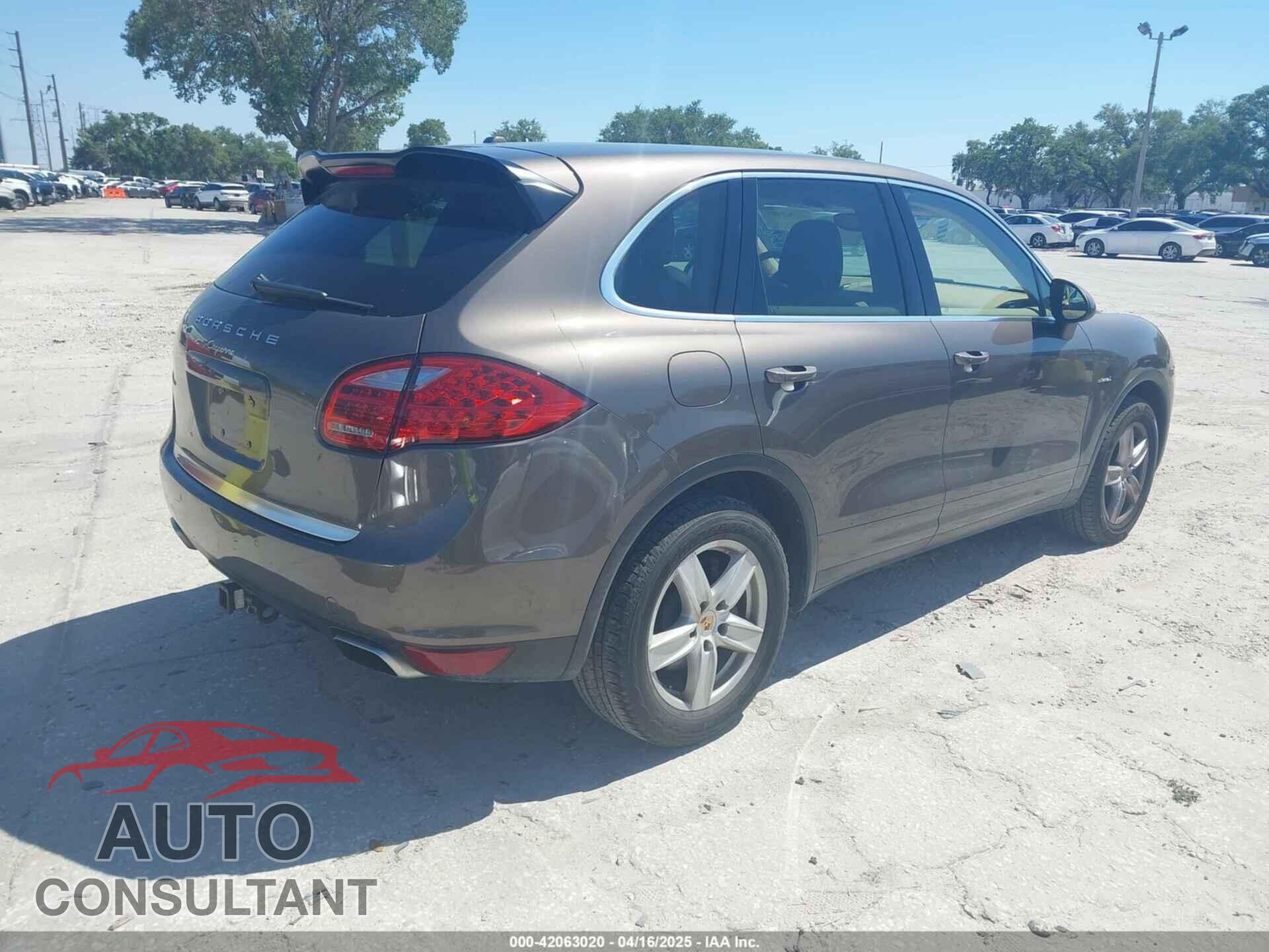 PORSCHE CAYENNE 2013 - WP1AF2A27DLA41257