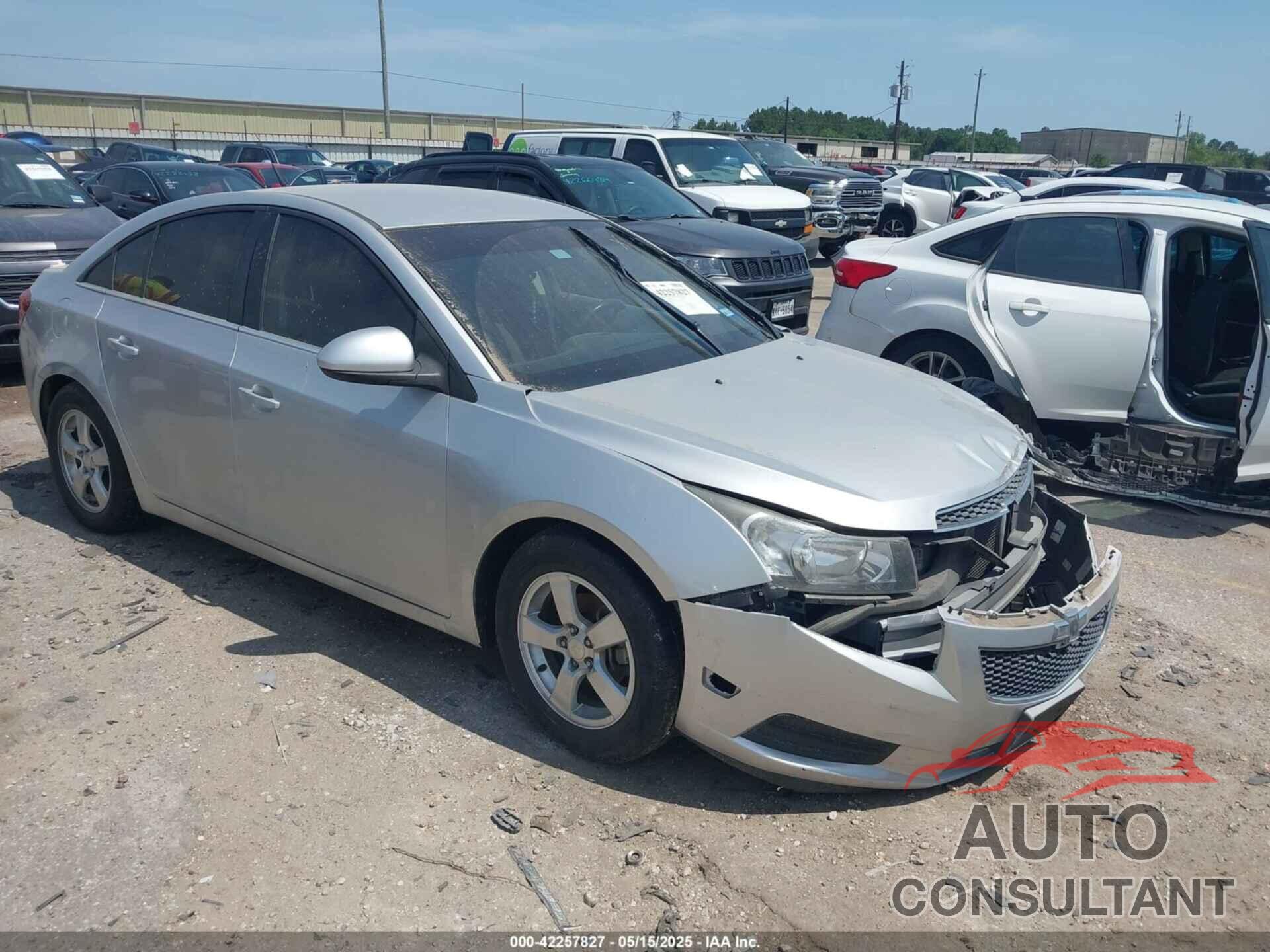 CHEVROLET CRUZE 2014 - 1G1PC5SB9E7414497