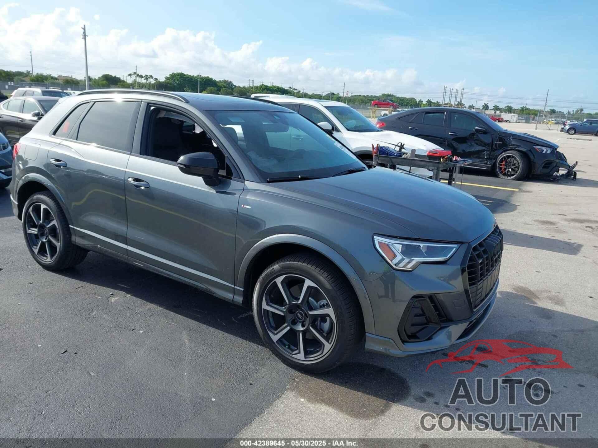 AUDI Q3 2025 - WA1EECF35S1046845
