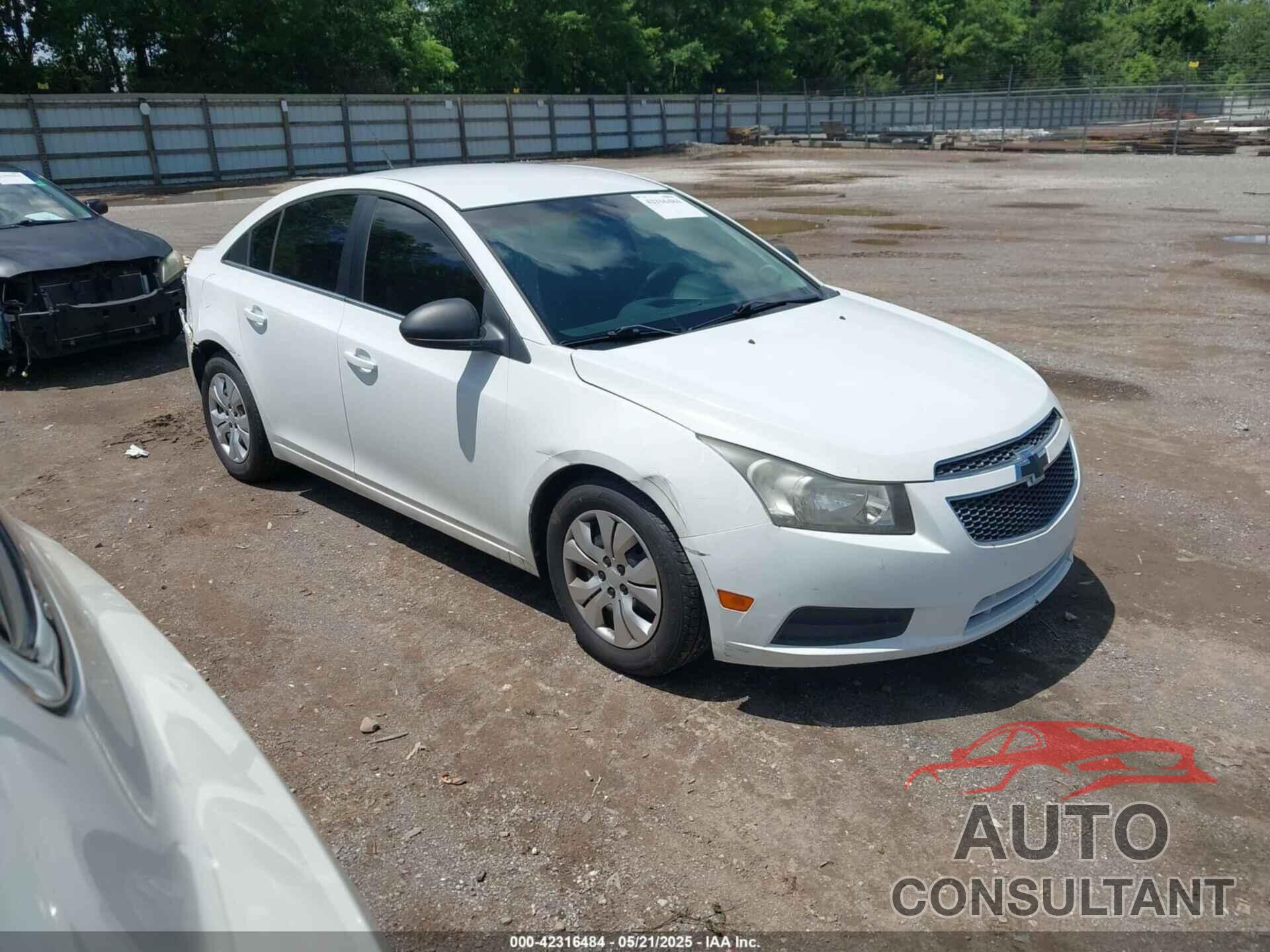 CHEVROLET CRUZE 2012 - 1G1PC5SH2C7276075