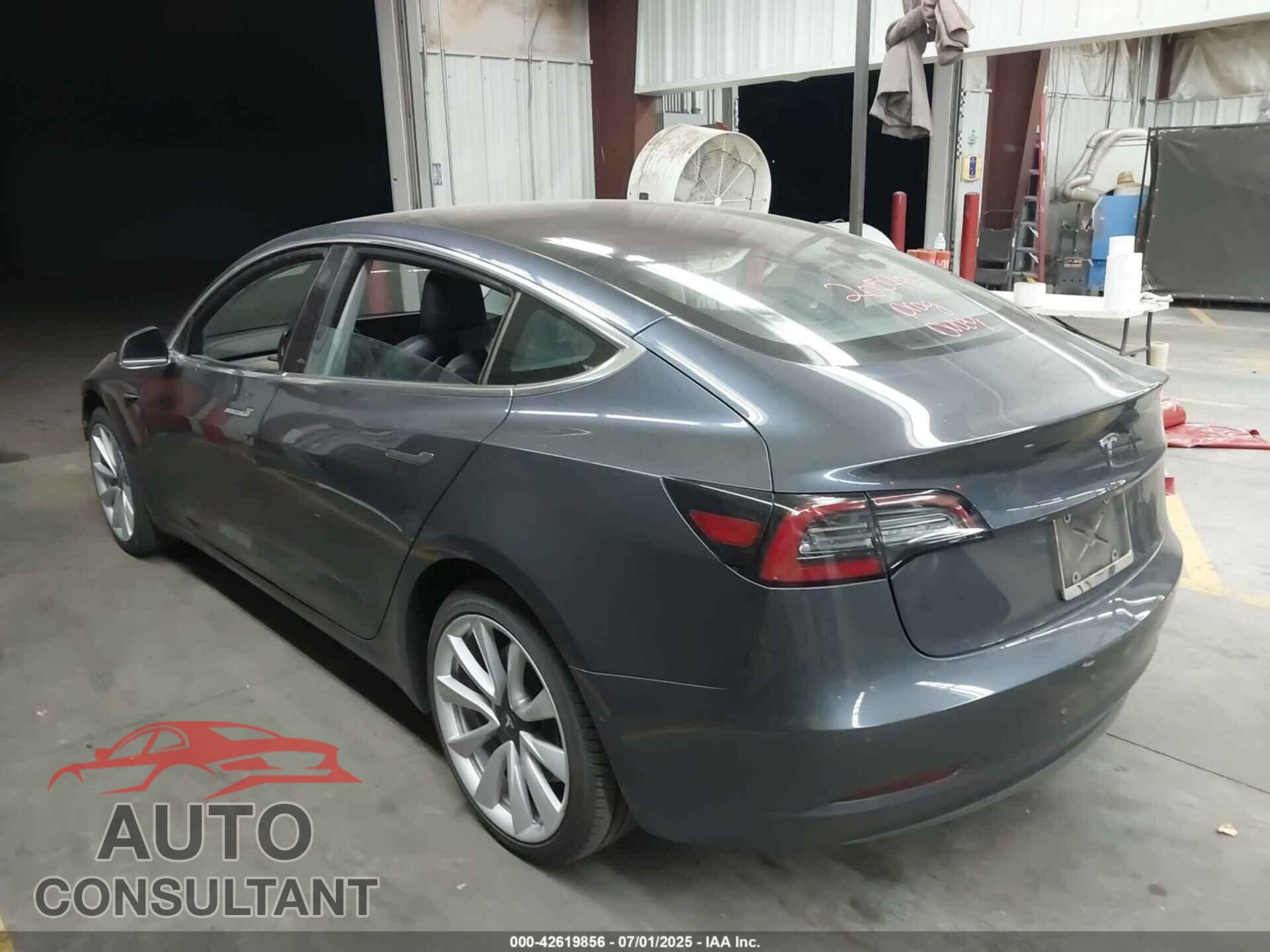 TESLA MODEL 3 2018 - 5YJ3E1EA4JF009504