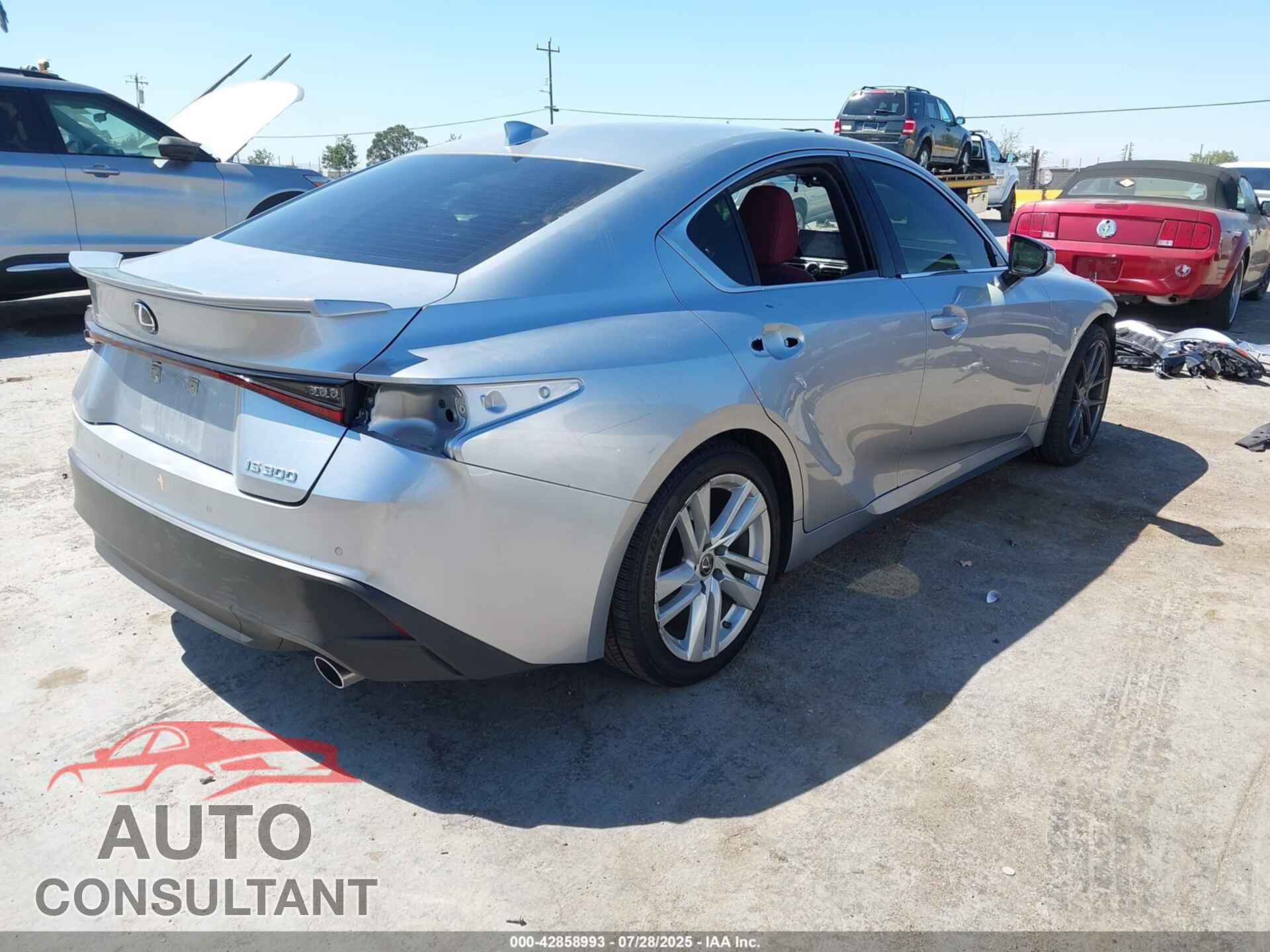 LEXUS IS 300 2021 - JTHCA1D26M5117603