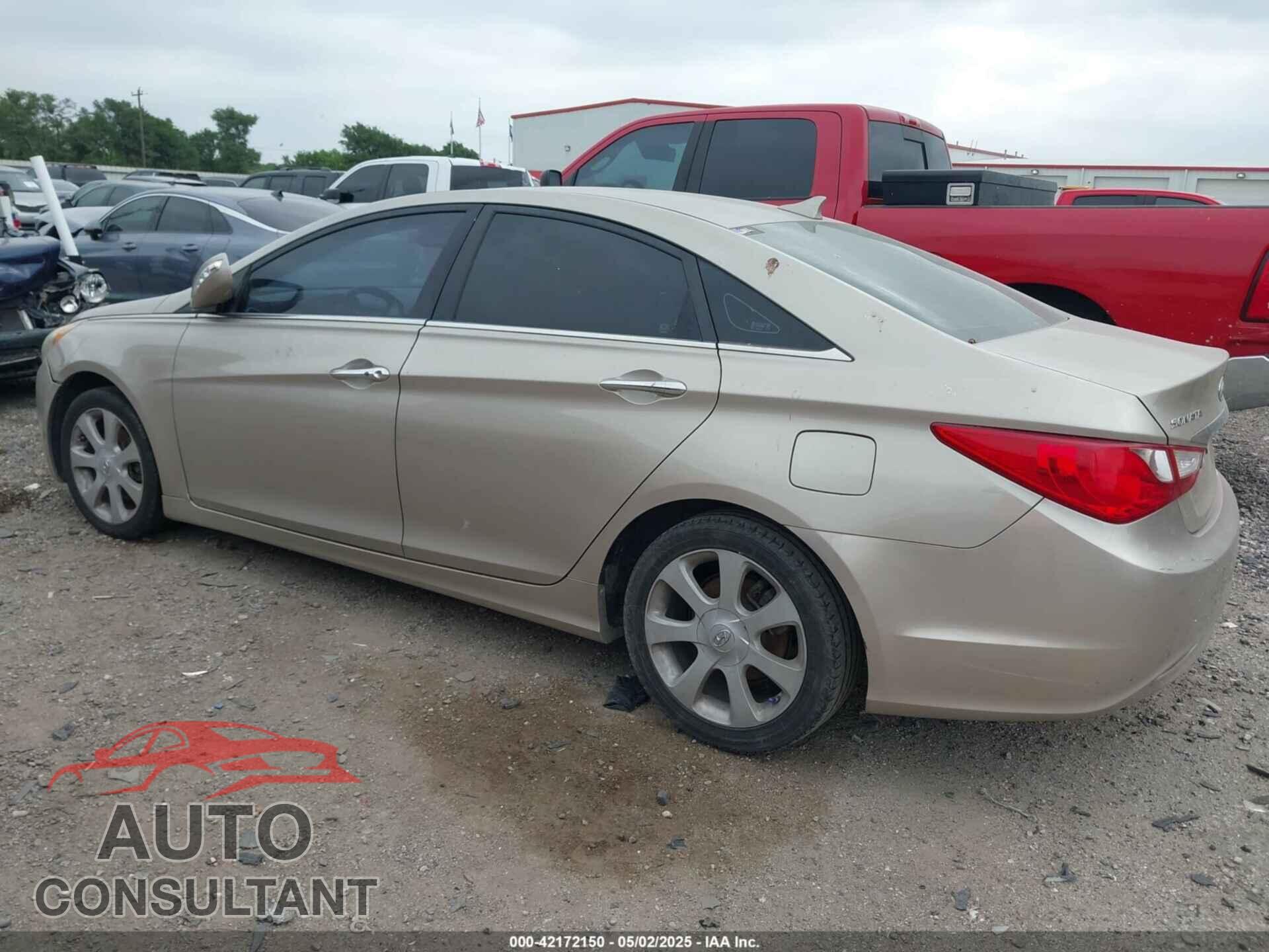 HYUNDAI SONATA 2011 - 5NPEC4AC4BH256192