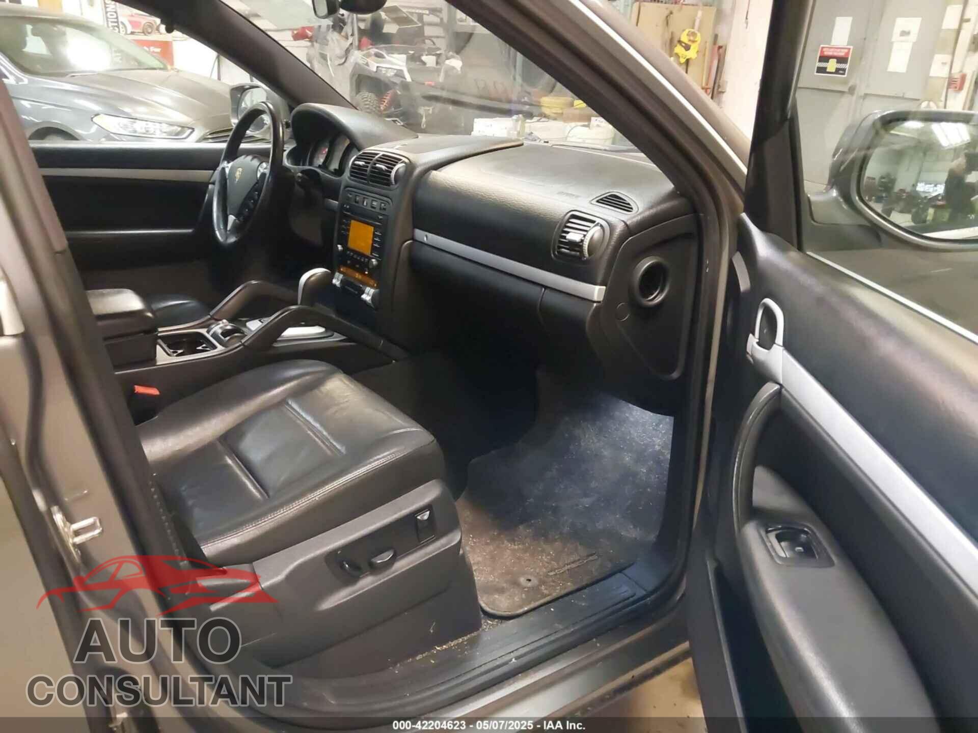 PORSCHE CAYENNE 2010 - WP1AA2APXALA04788