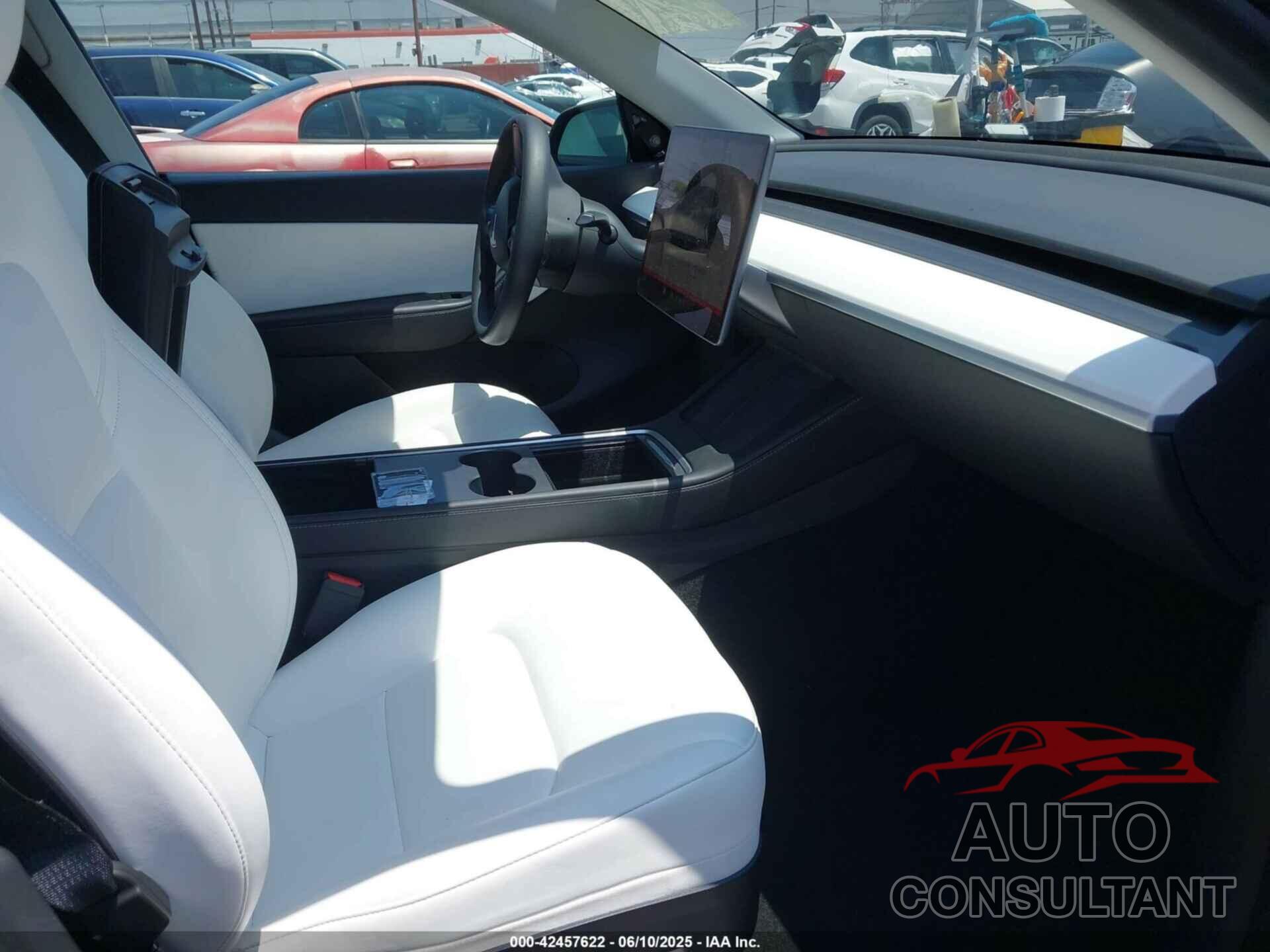 TESLA MODEL Y 2022 - 7SAYGAEE2NF358401