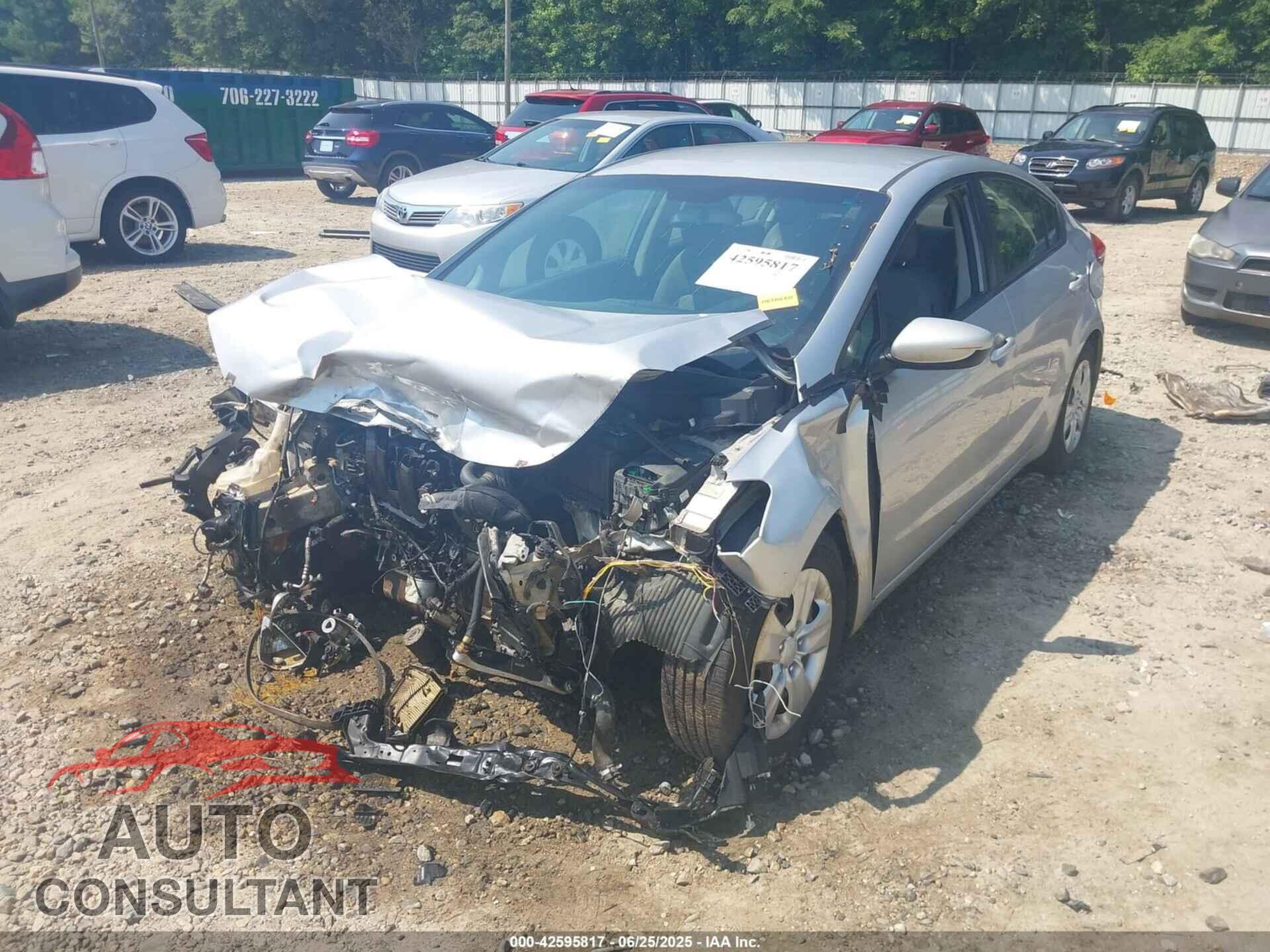 KIA FORTE 2015 - KNAFK4A67F5329446