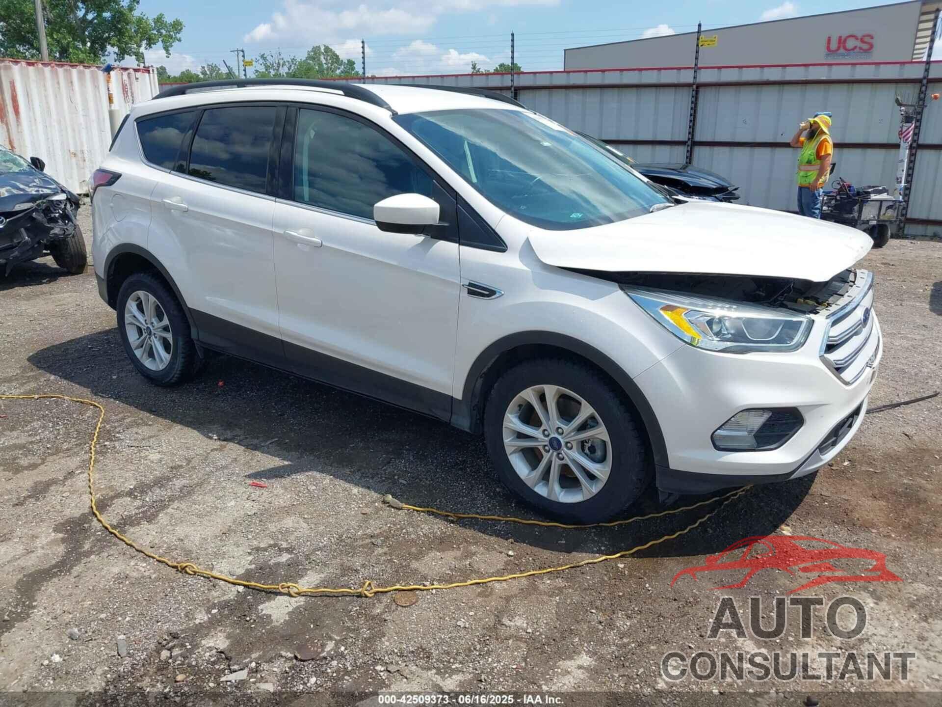 FORD ESCAPE 2018 - 1FMCU9HDXJUB27678