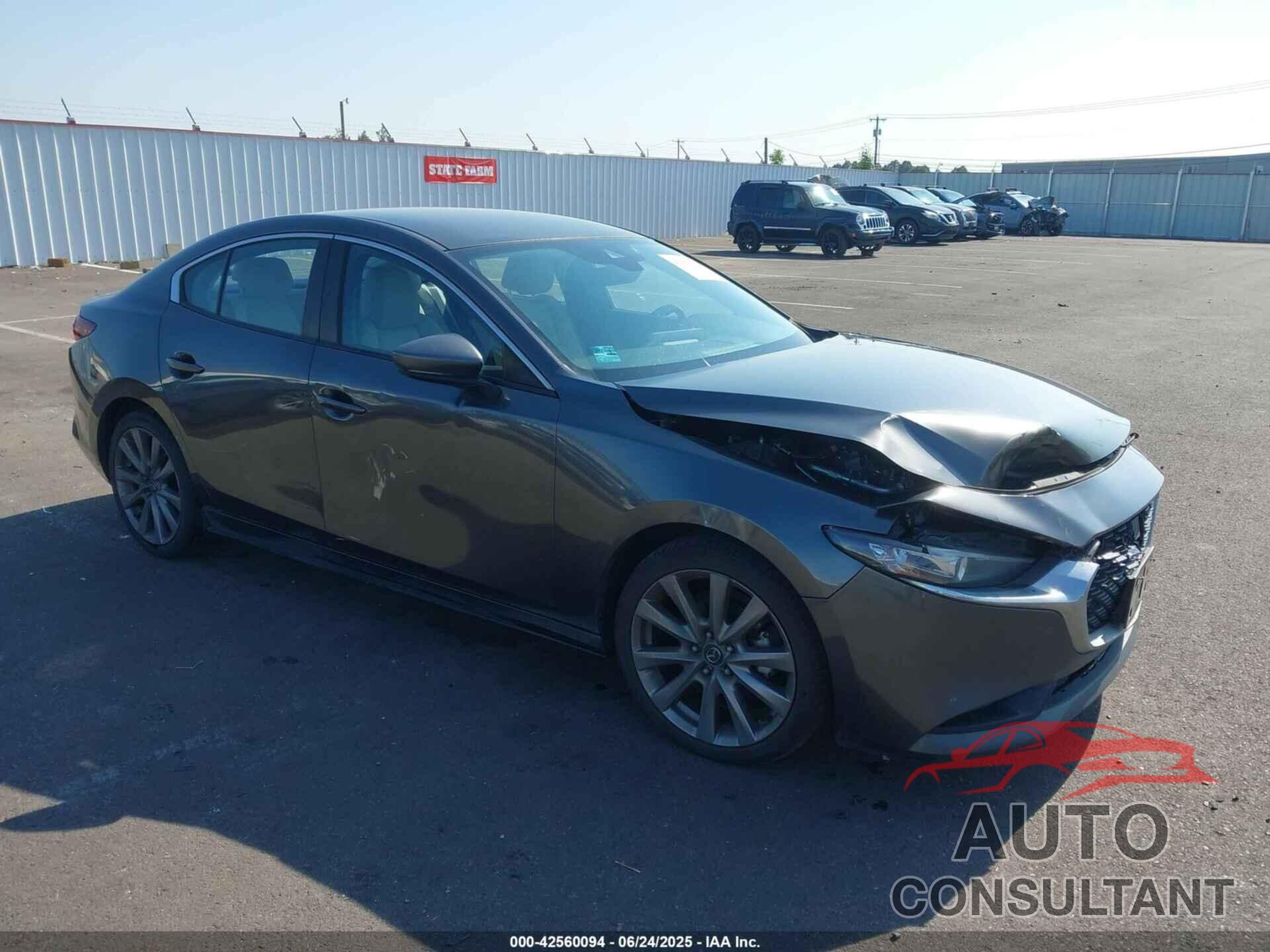 MAZDA MAZDA3 2019 - JM1BPACL8K1112638