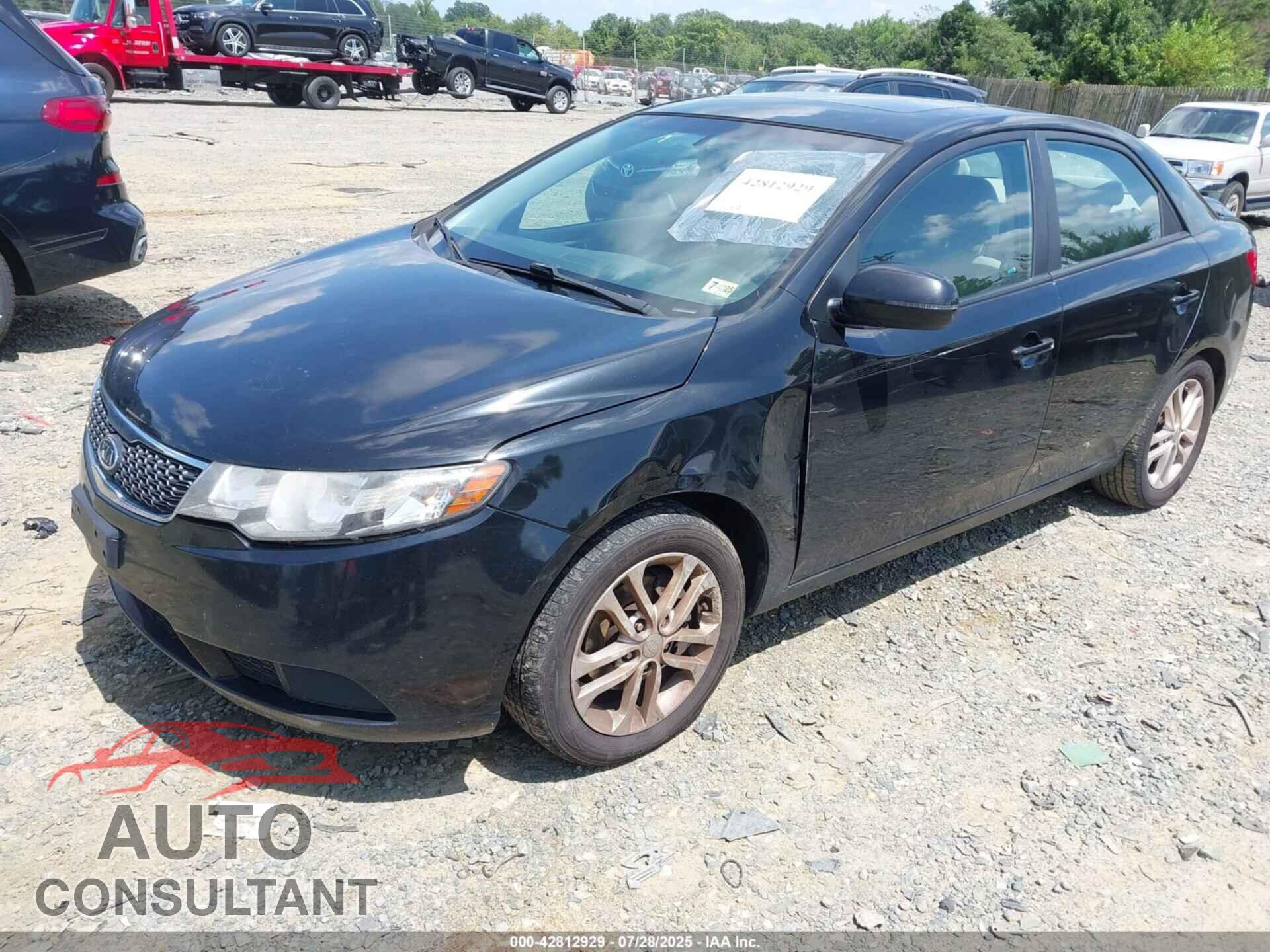 KIA FORTE 2011 - KNAFU4A25B5386486