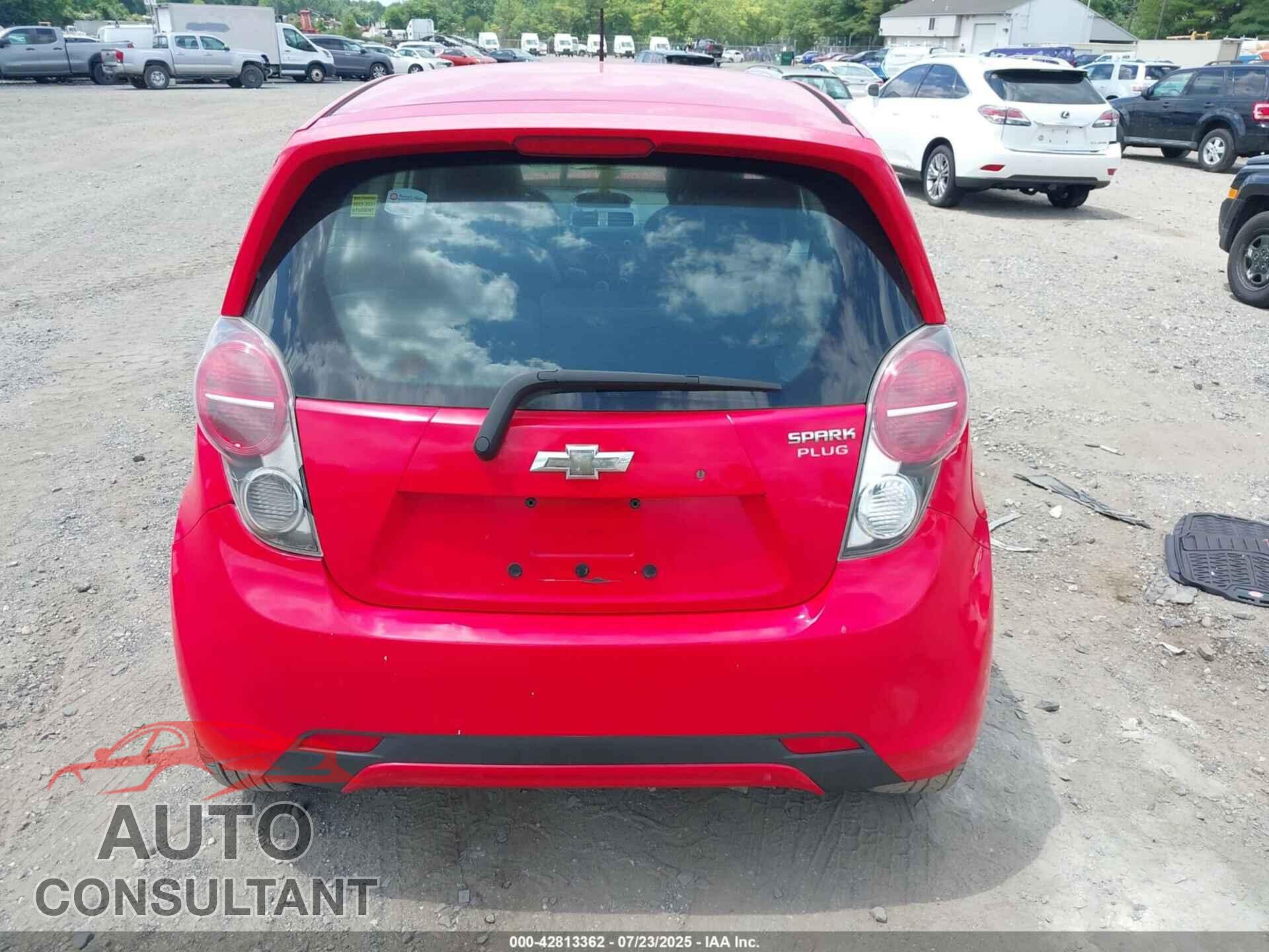CHEVROLET SPARK 2013 - KL8CB6S98DC511717