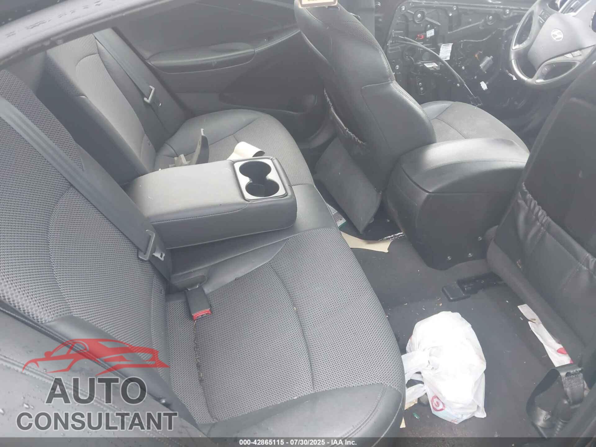 HYUNDAI SONATA 2011 - 5NPEC4AC6BH299447